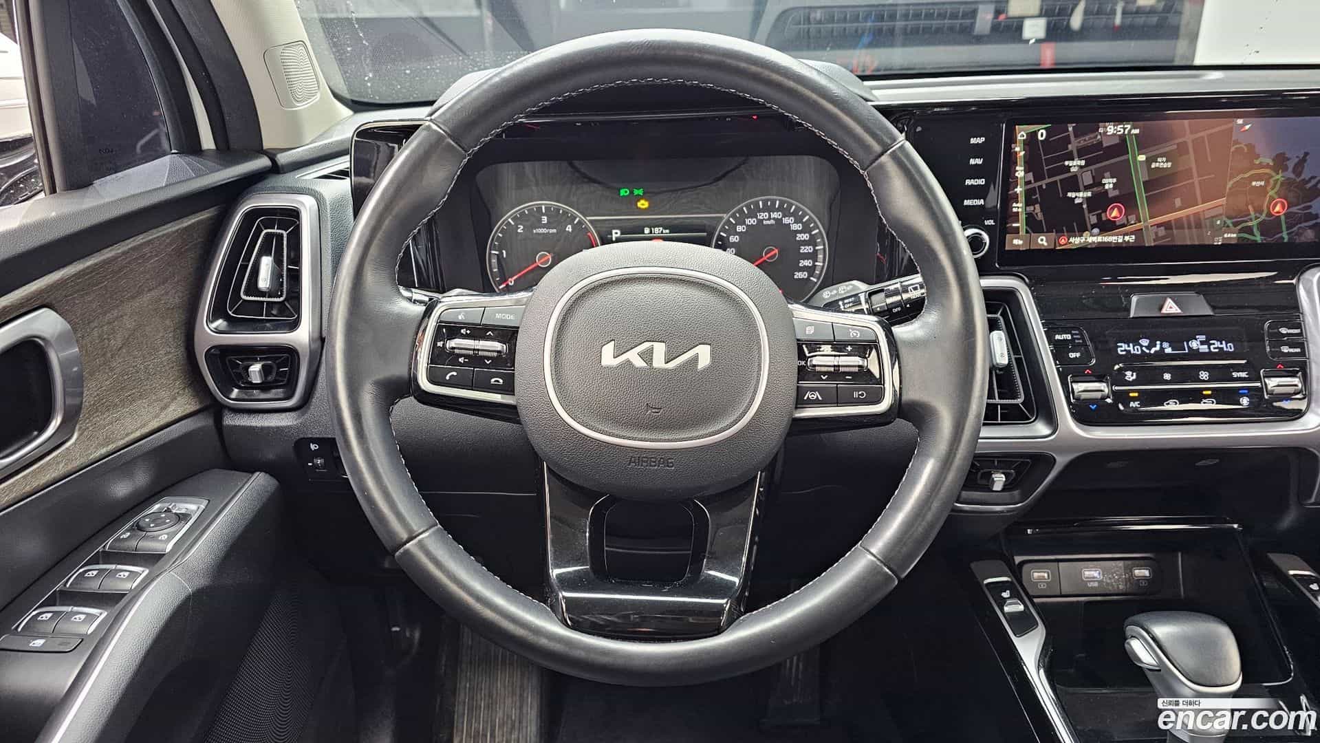 Sorento Kia 2022.0-OPTION-018