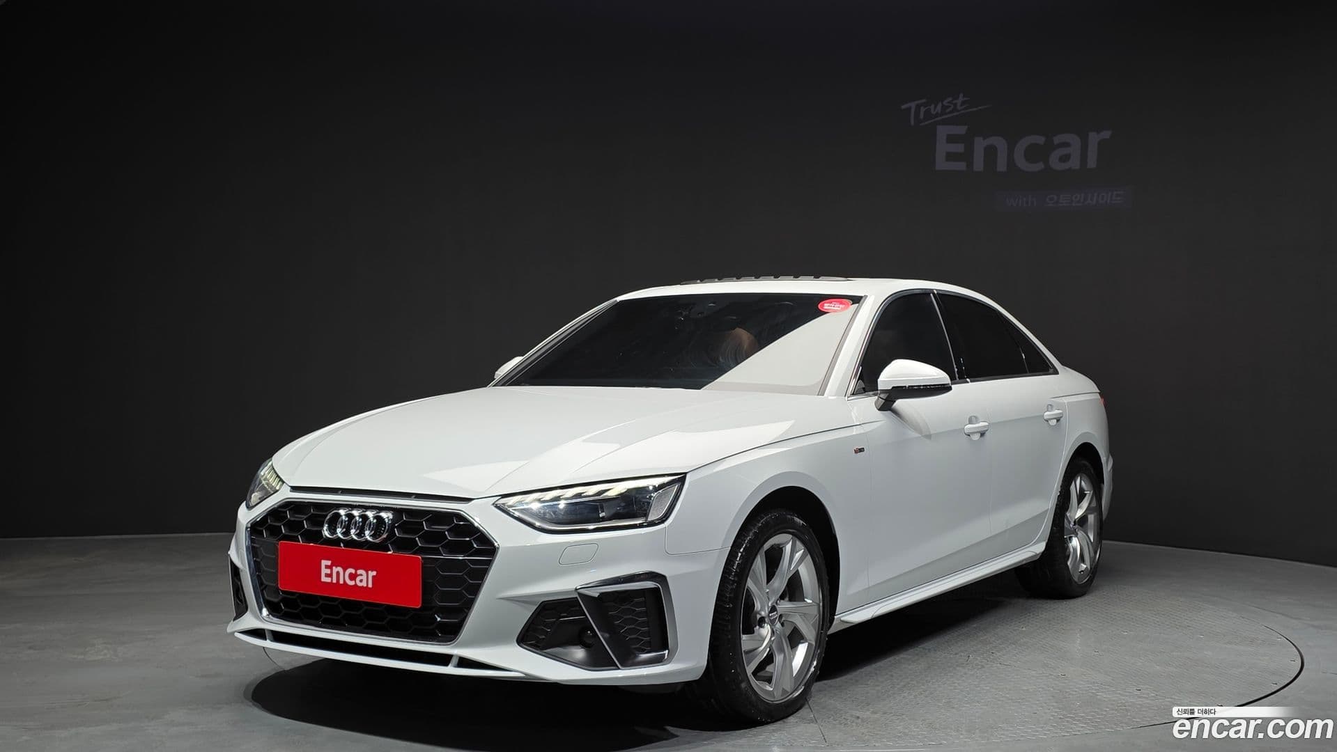 Main__Slider__Photo:A4 Audi 2021.2-0