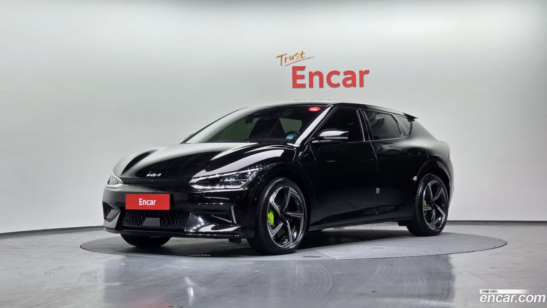 Main__Slider__Photo:EV6 Kia 2023.6-0