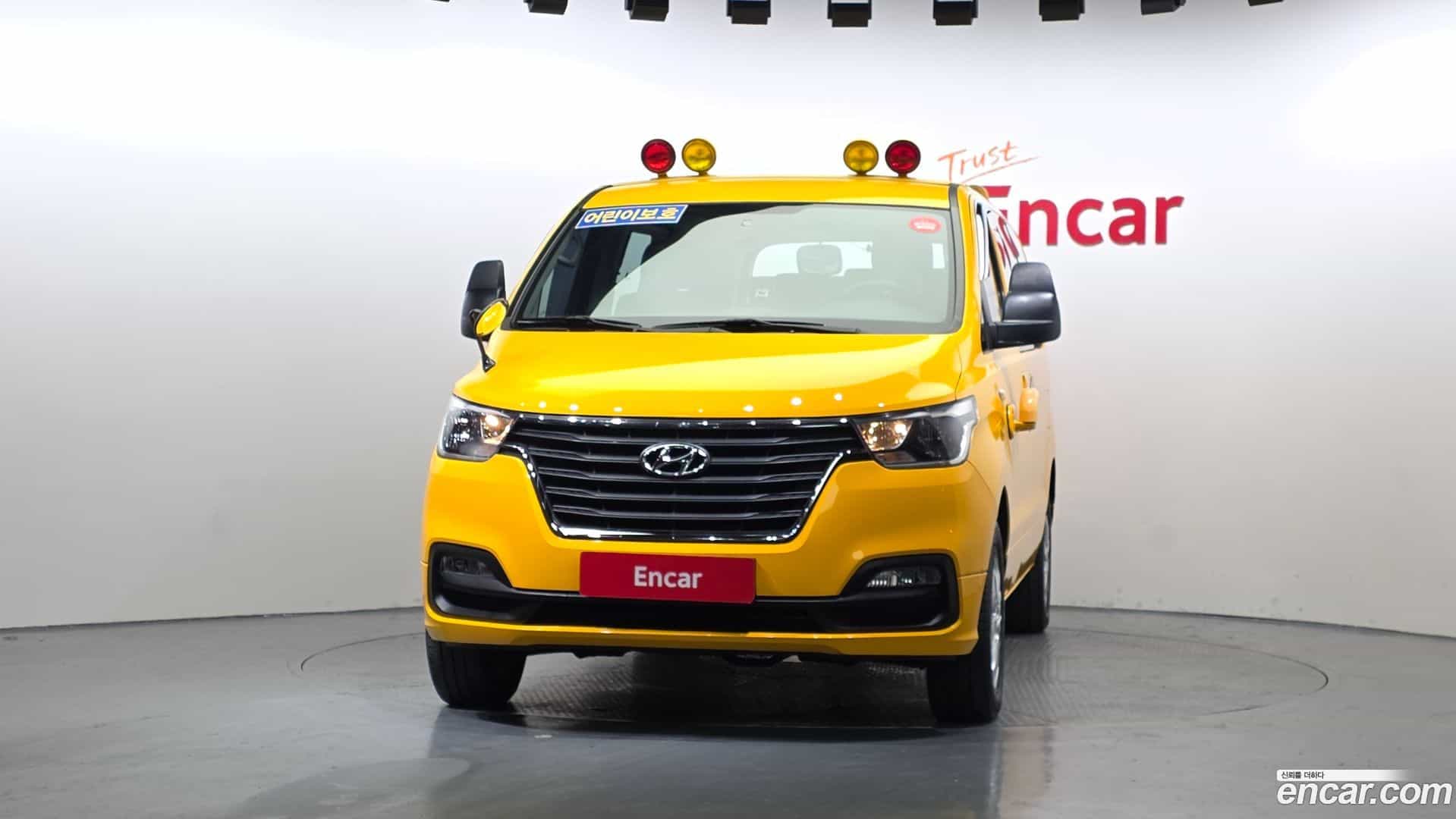 Starex Hyundai 2019.2-OUTER-003