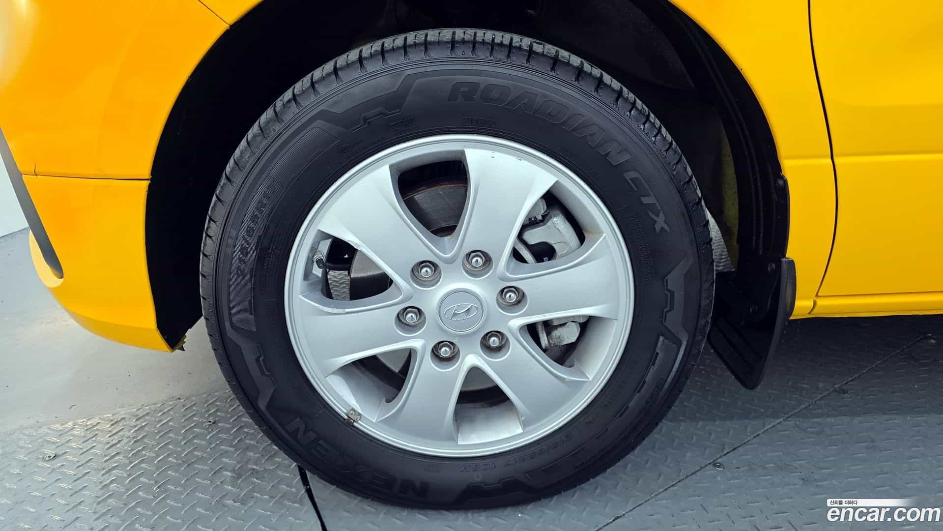 Starex Hyundai 2019.2-OUTER-005