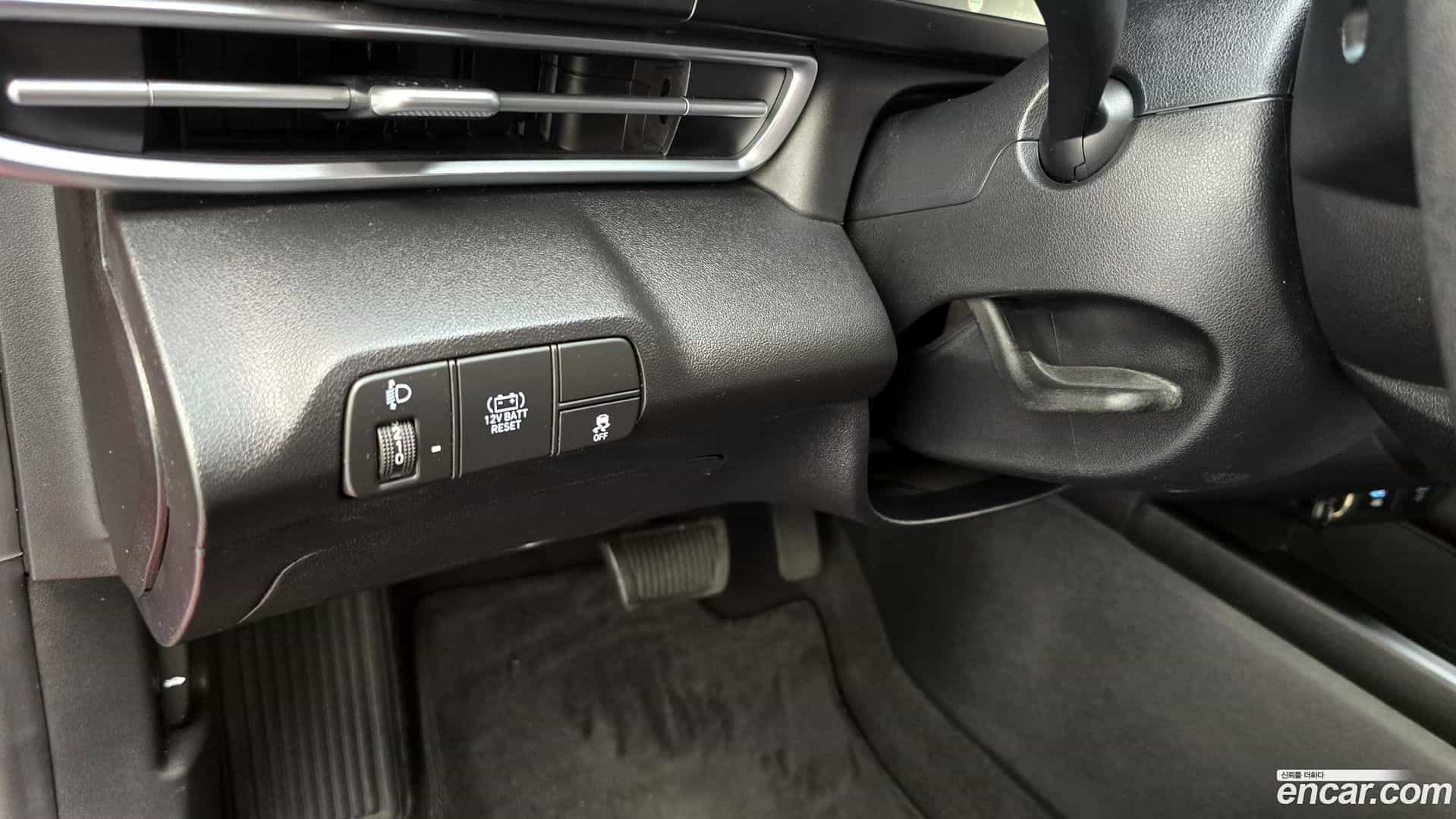 AVANTE Hyundai 2023.5-OPTION-020