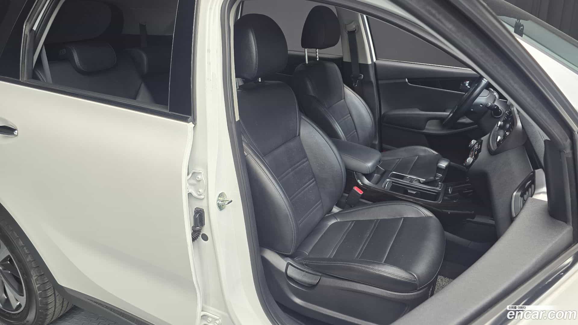 Sorento Kia 2019.6-OPTION-016
