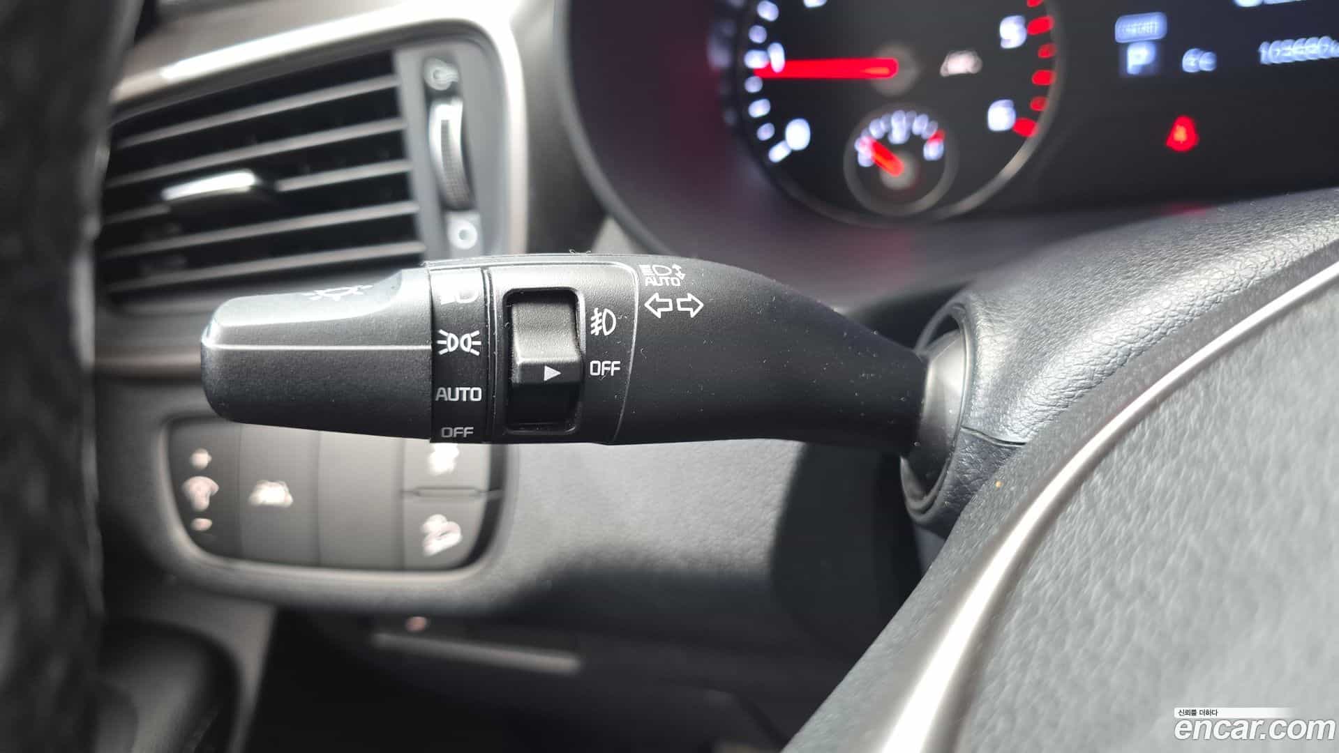 Sorento Kia 2019.6-OPTION-020
