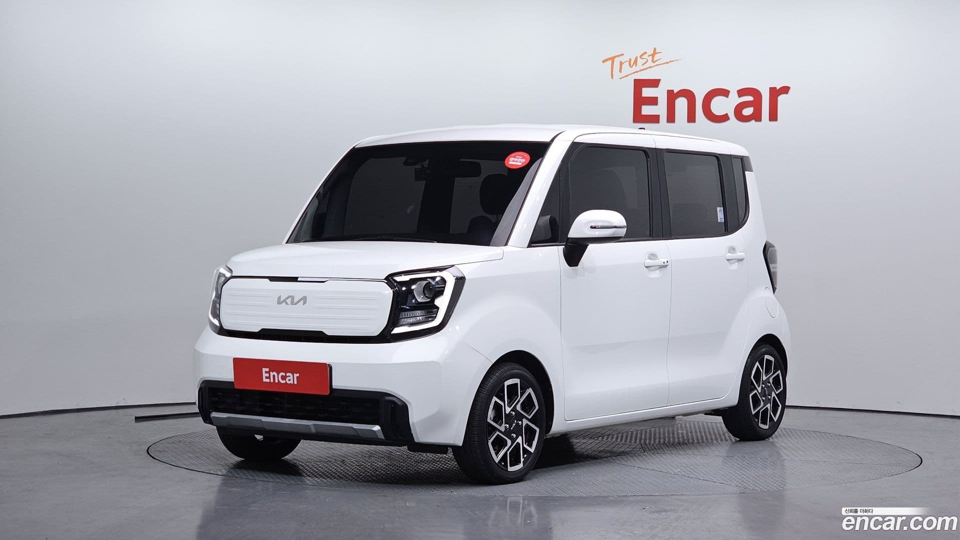 Main__Slider__Photo:RAY Kia 2023.2-0