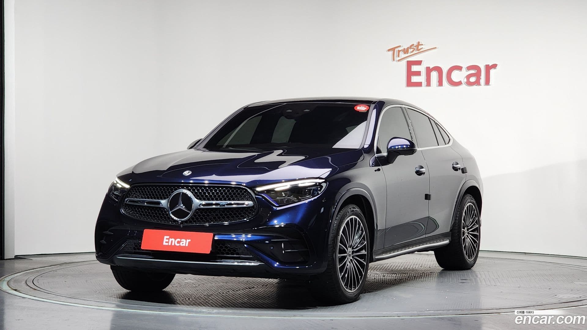 Main__Slider__Photo:GLC-Class Mercedes-Benz 2024.4-0