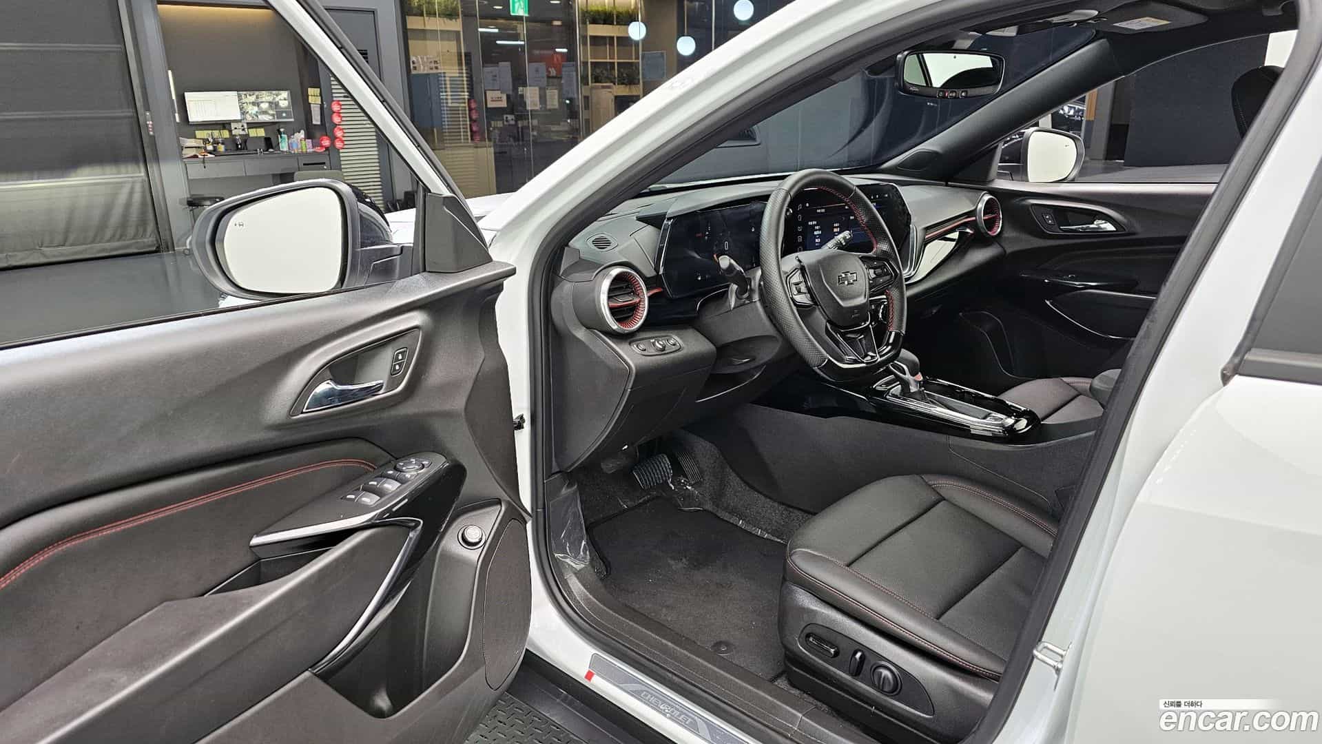 Trax Chevrolet 2025.0-OPTION-015