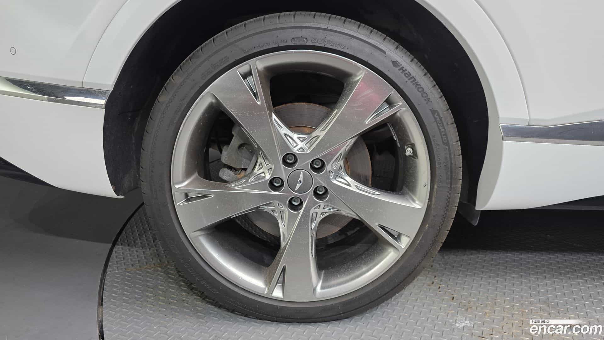 GV80 Genesis 2022.0-OUTER-005