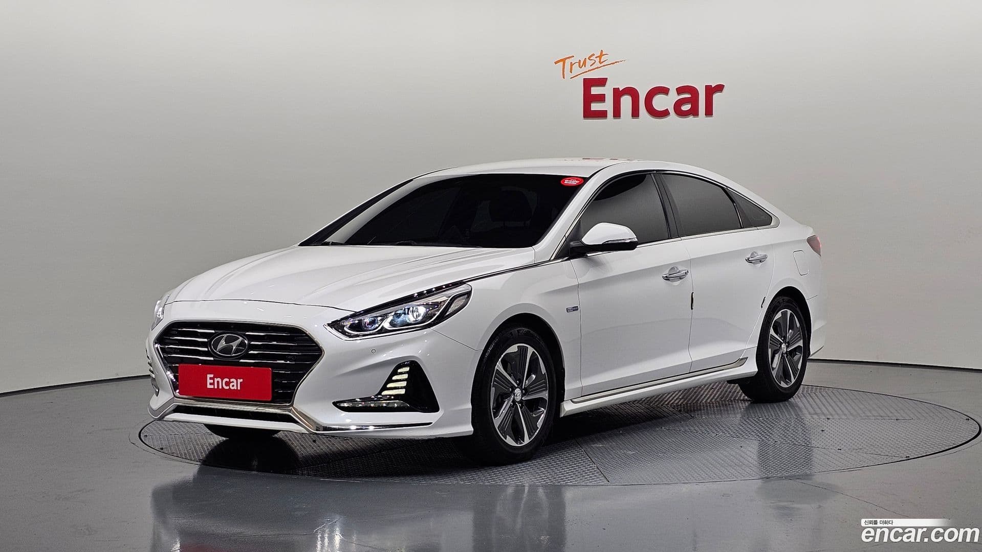 Main__Slider__Photo:Sonata Hyundai 2018.10-0
