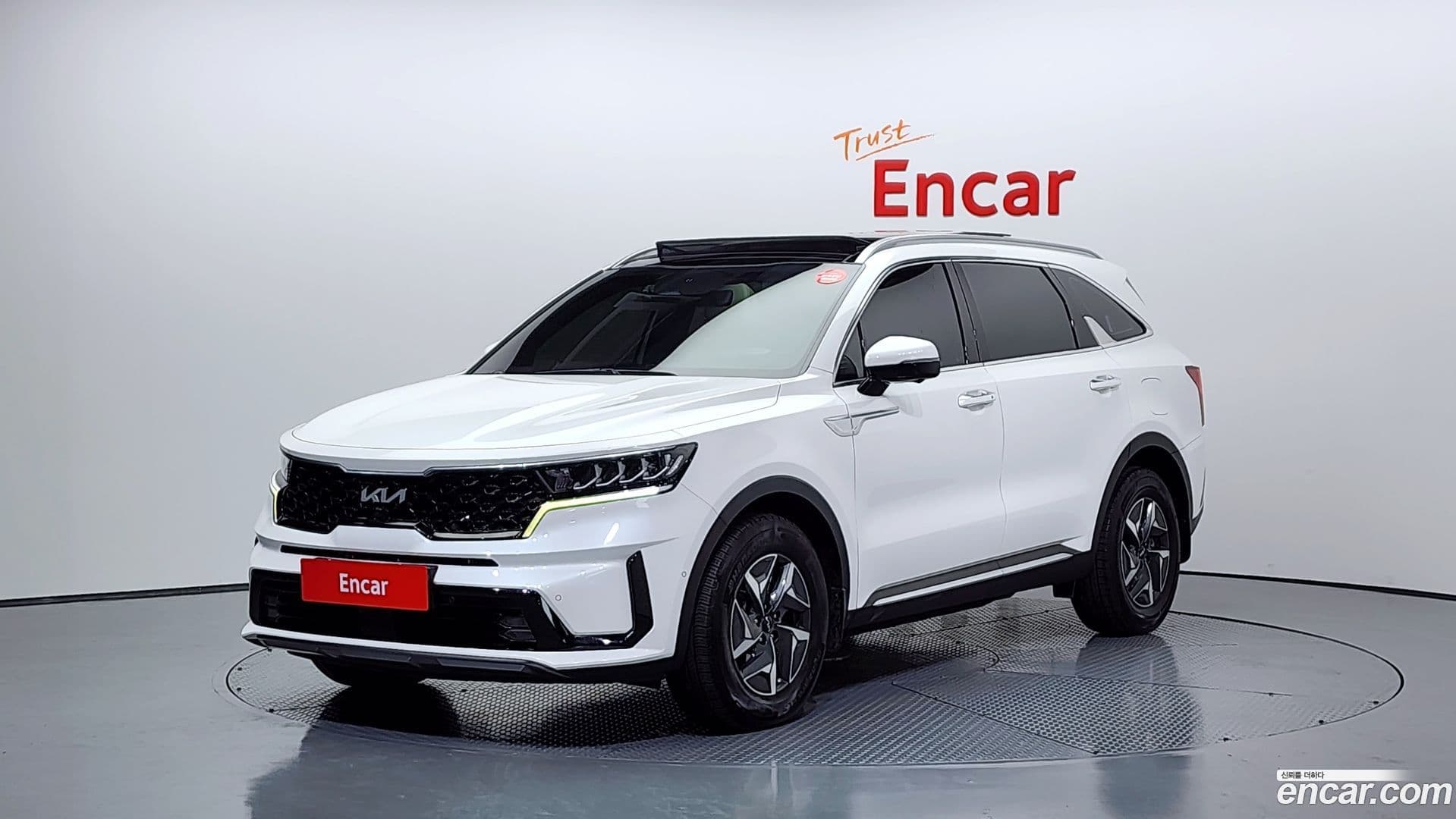 Main__Slider__Photo:Sorento Kia 2021.11-0