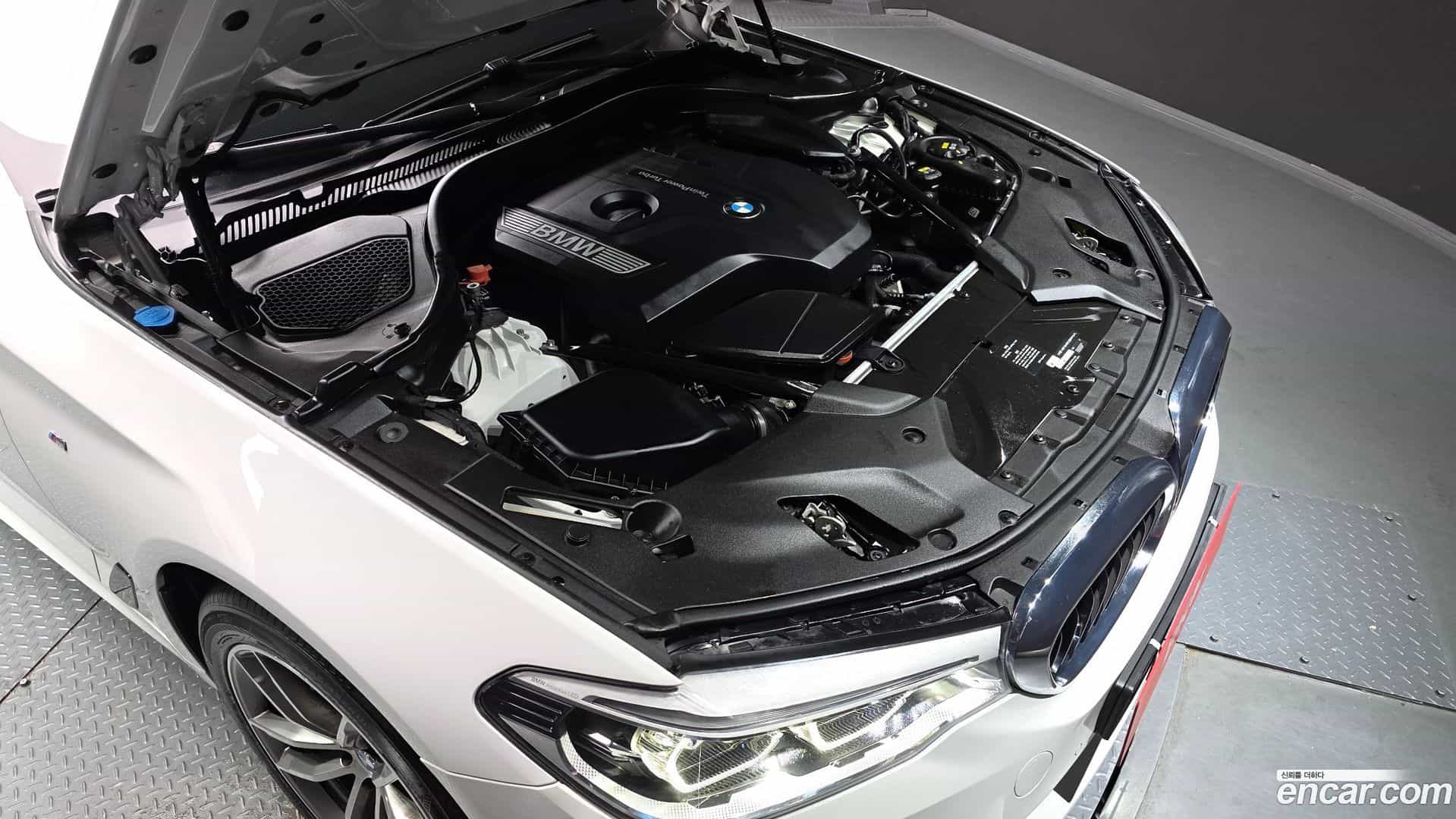 5-Series BMW 2017.8-INNER-006