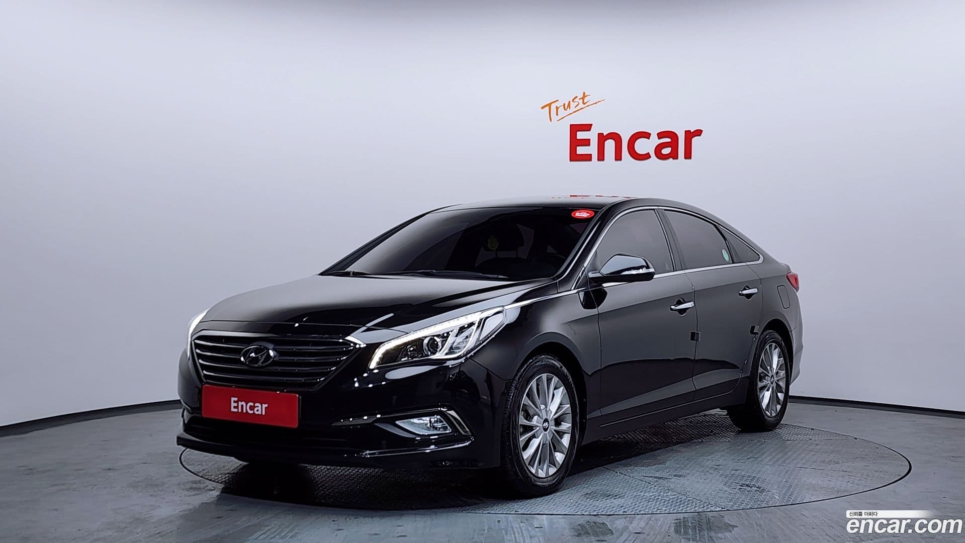 Main__Slider__Photo:Sonata Hyundai 2016.10-0