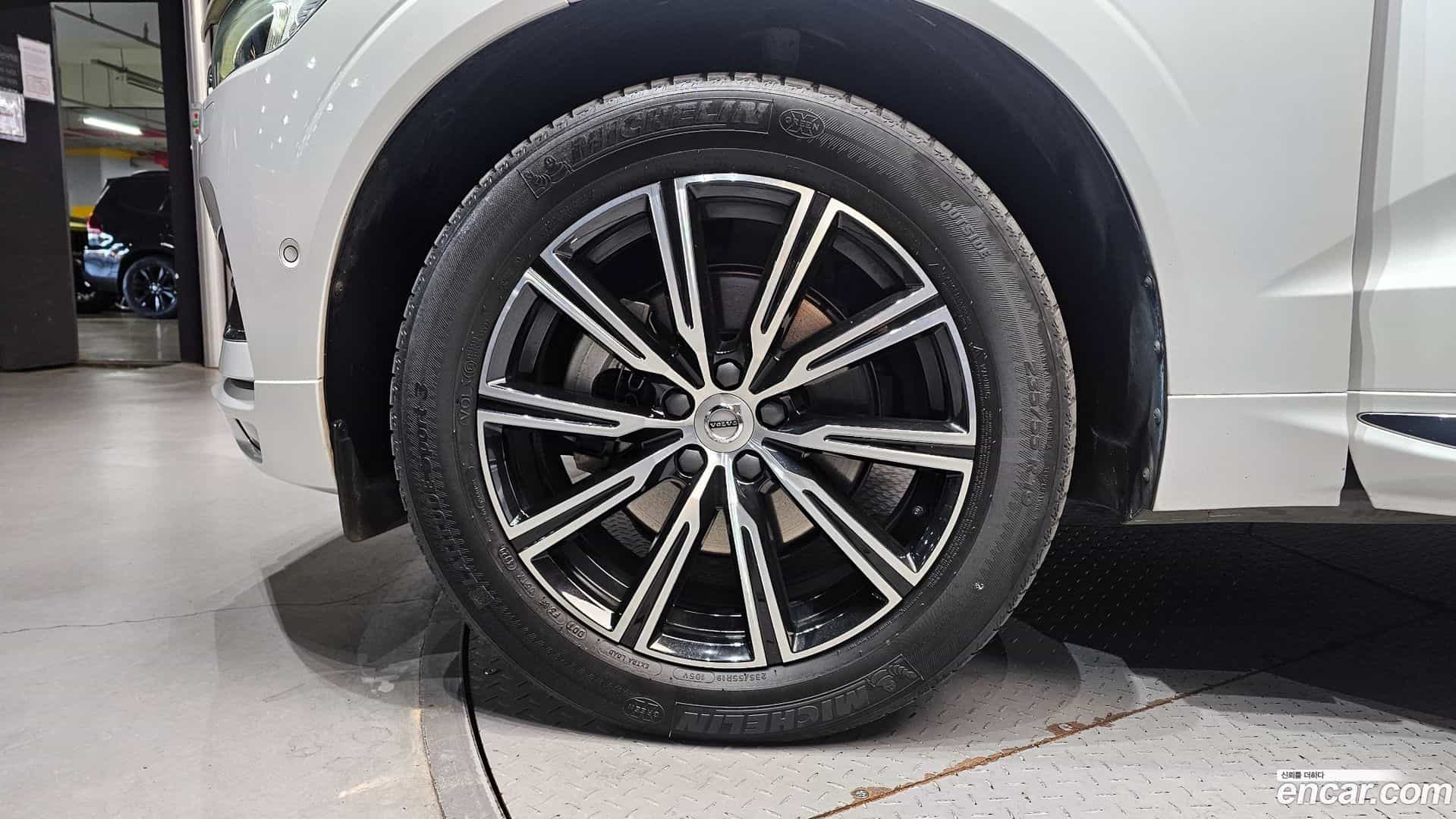 XC60 Volvo 2021.5-OUTER-005