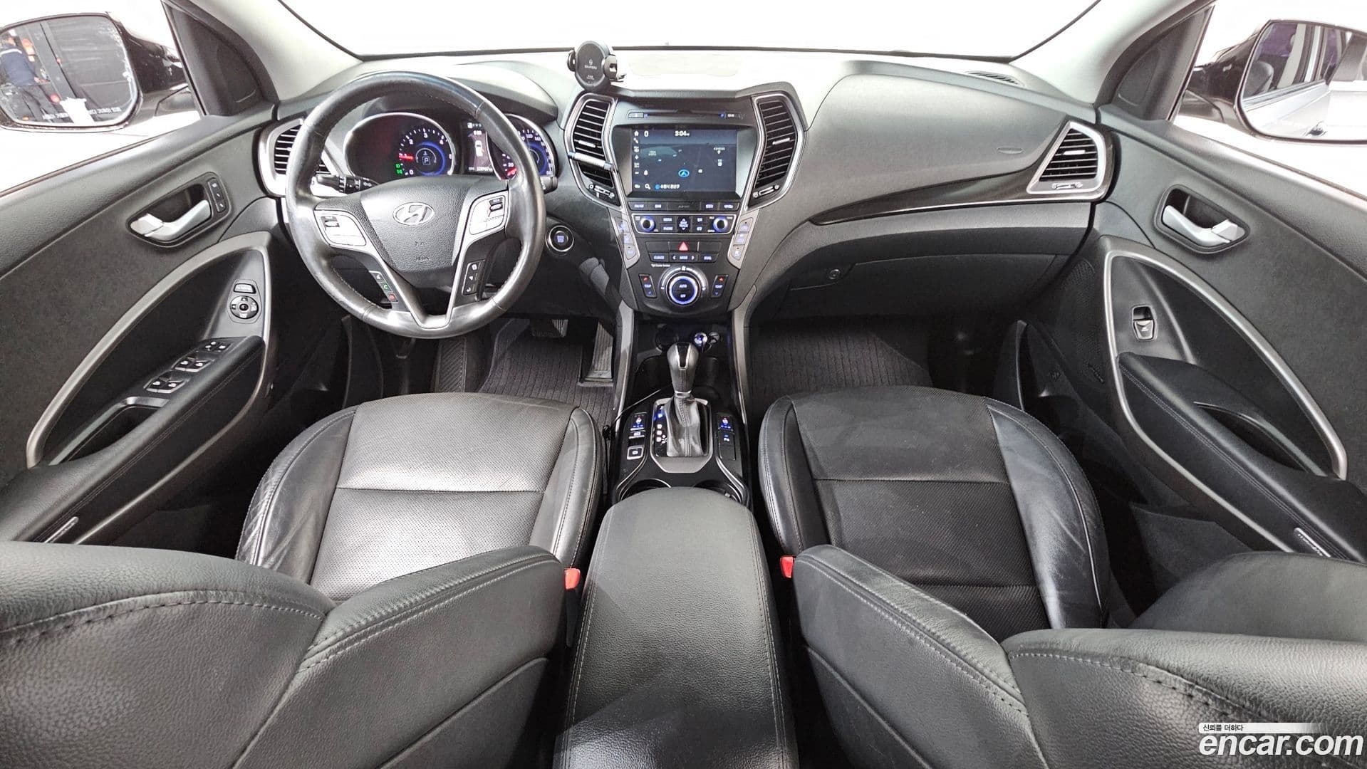 Main__Slider__Photo:Maxcruz Hyundai 2015.5-6