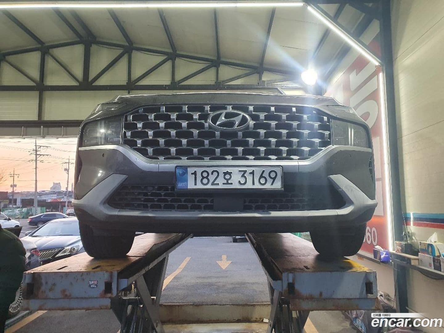 Main__Slider__Photo:Santafe Hyundai 2021.0-0
