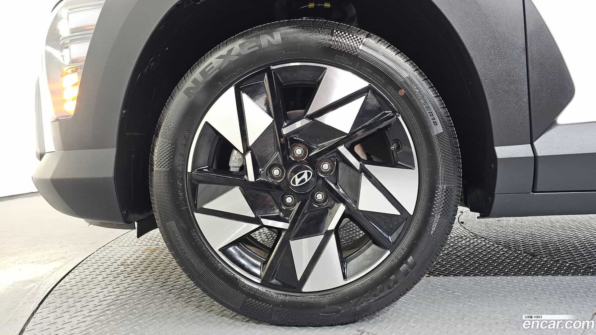 Kona Hyundai 2024.3-OUTER-005