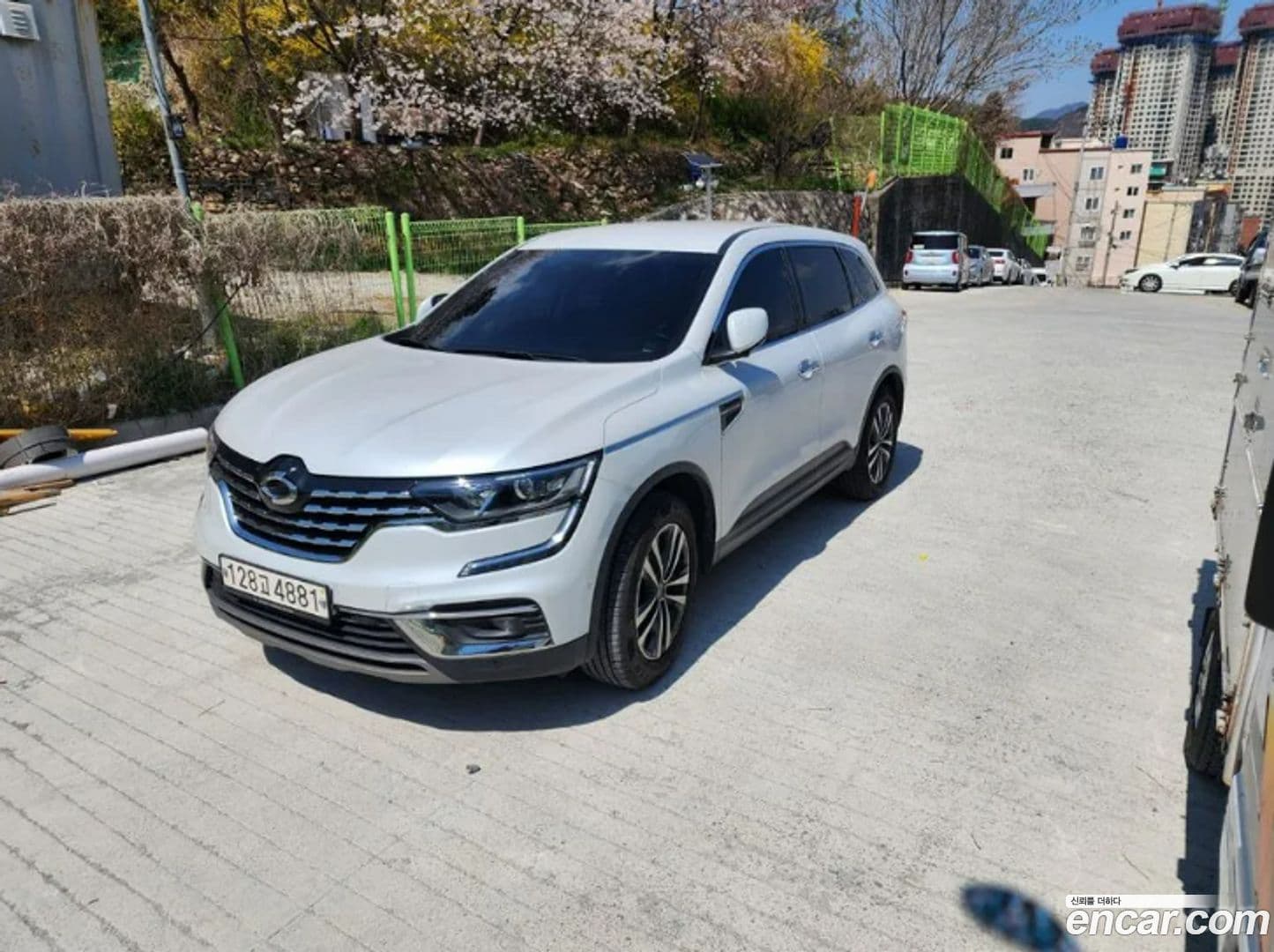 Main__Slider__Photo:QM6 Renault Korea 2020.3-0