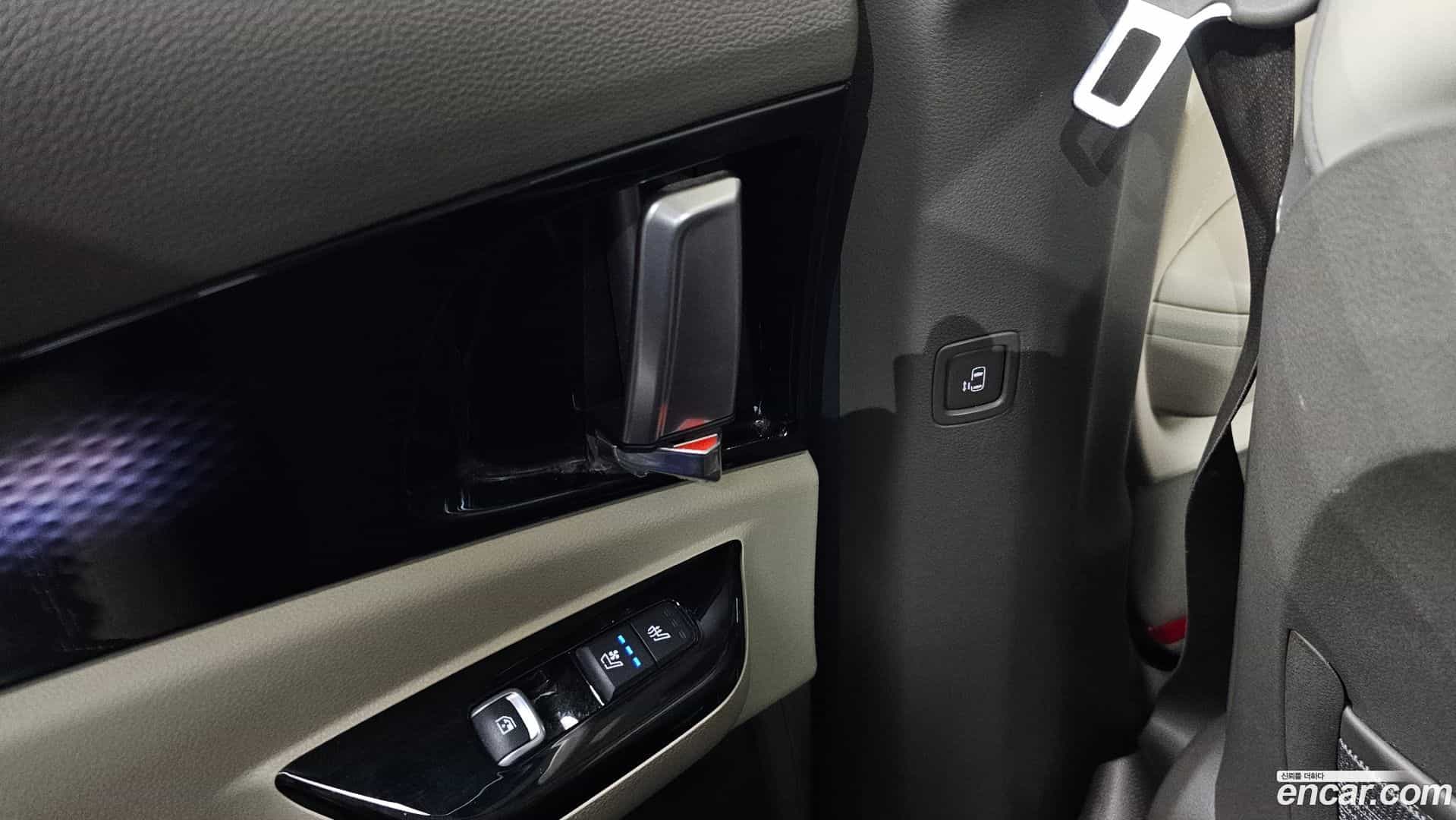 Canival Kia 2021.4-OPTION-023