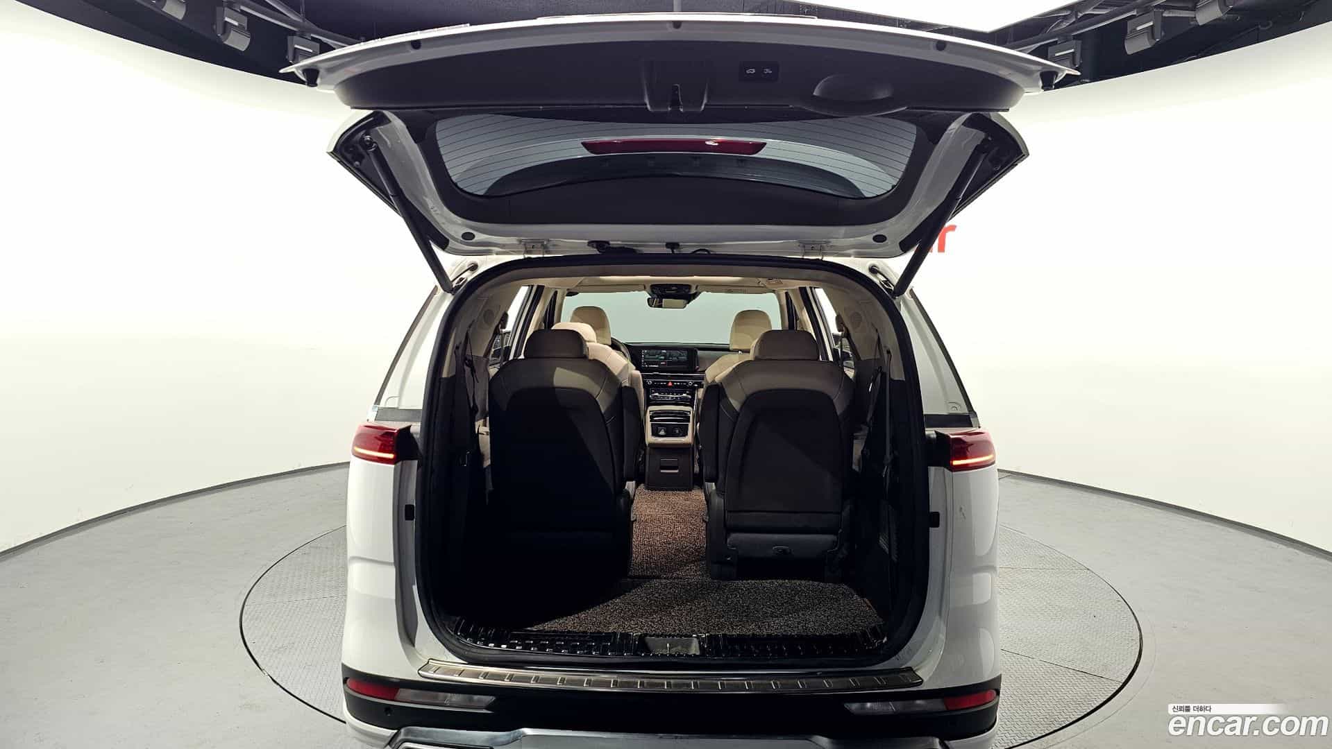 Canival Kia 2021.4-OPTION-024