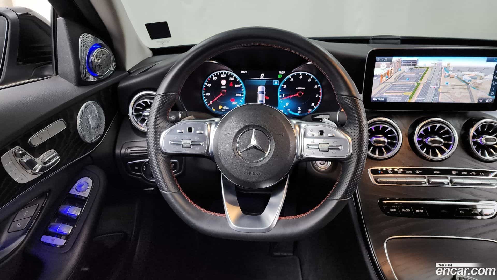 C-Class Mercedes-Benz 2020.6-OPTION-017
