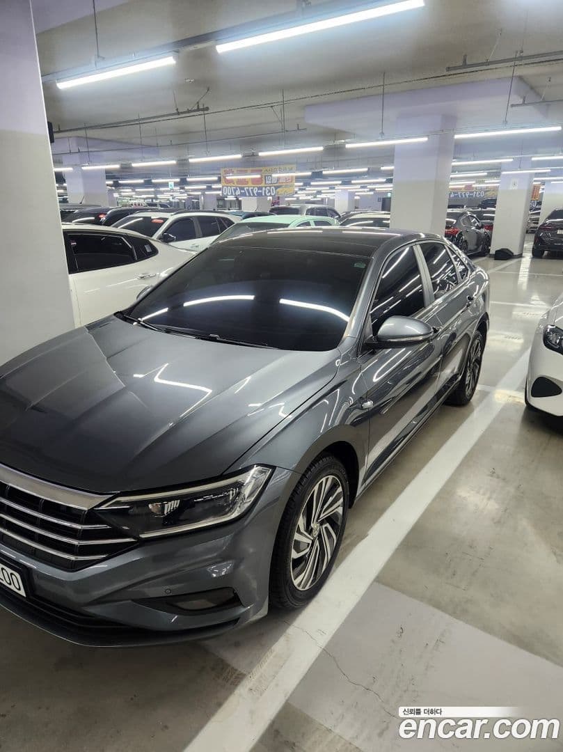 Main__Slider__Photo:Jetta Volkswagen 2020.11-0