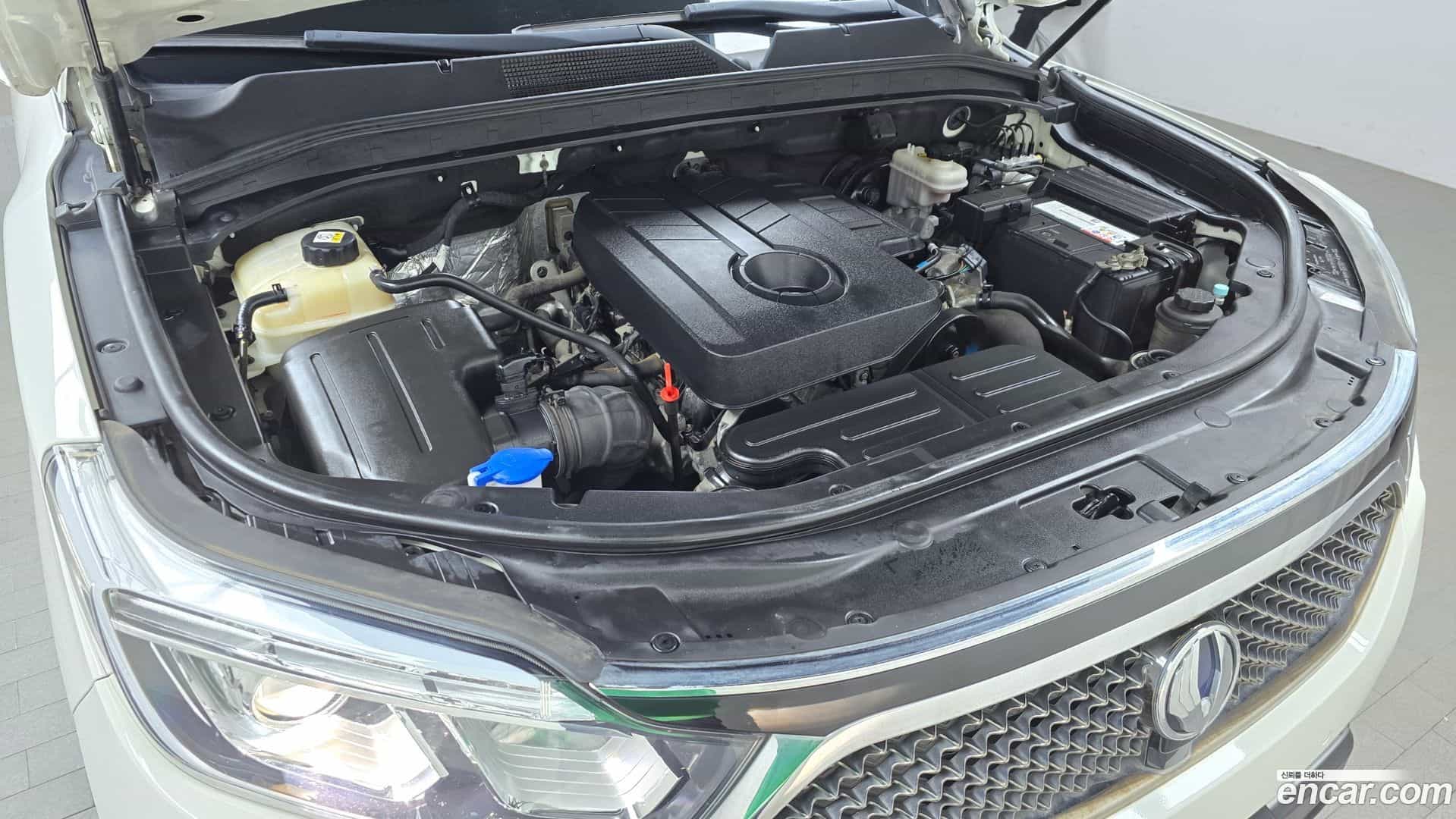 Rexton KG Mobility 2017.11-INNER-006