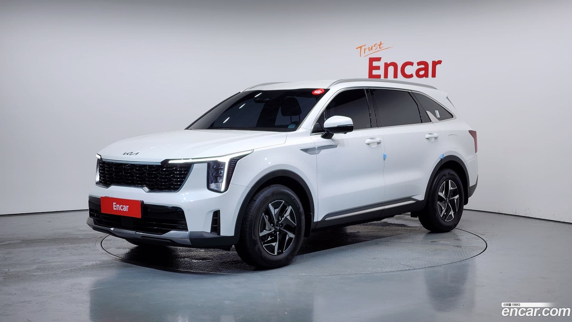 Main__Slider__Photo:Sorento Kia 2024.4-0