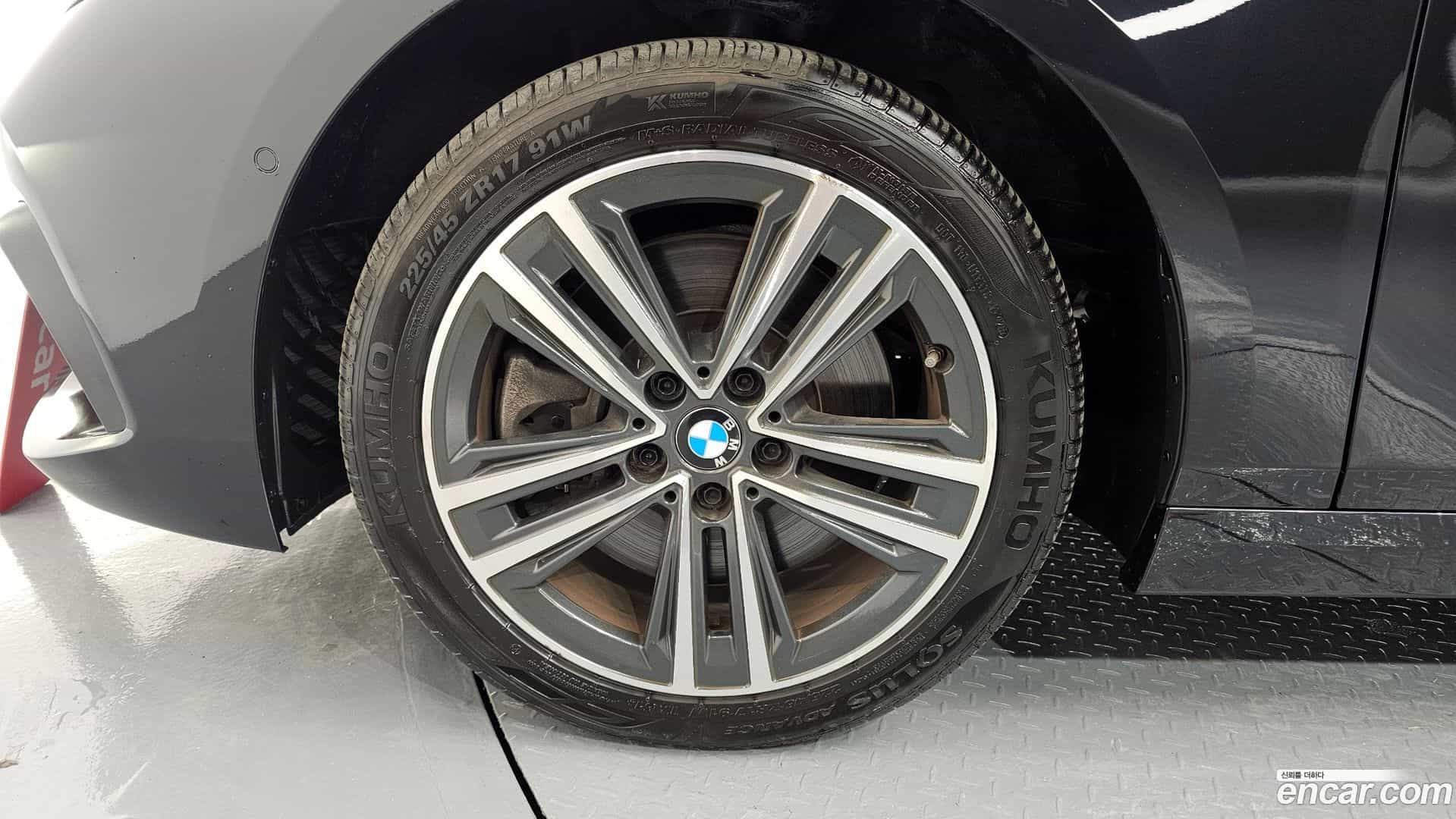 1-Series BMW 2022.2-OUTER-005