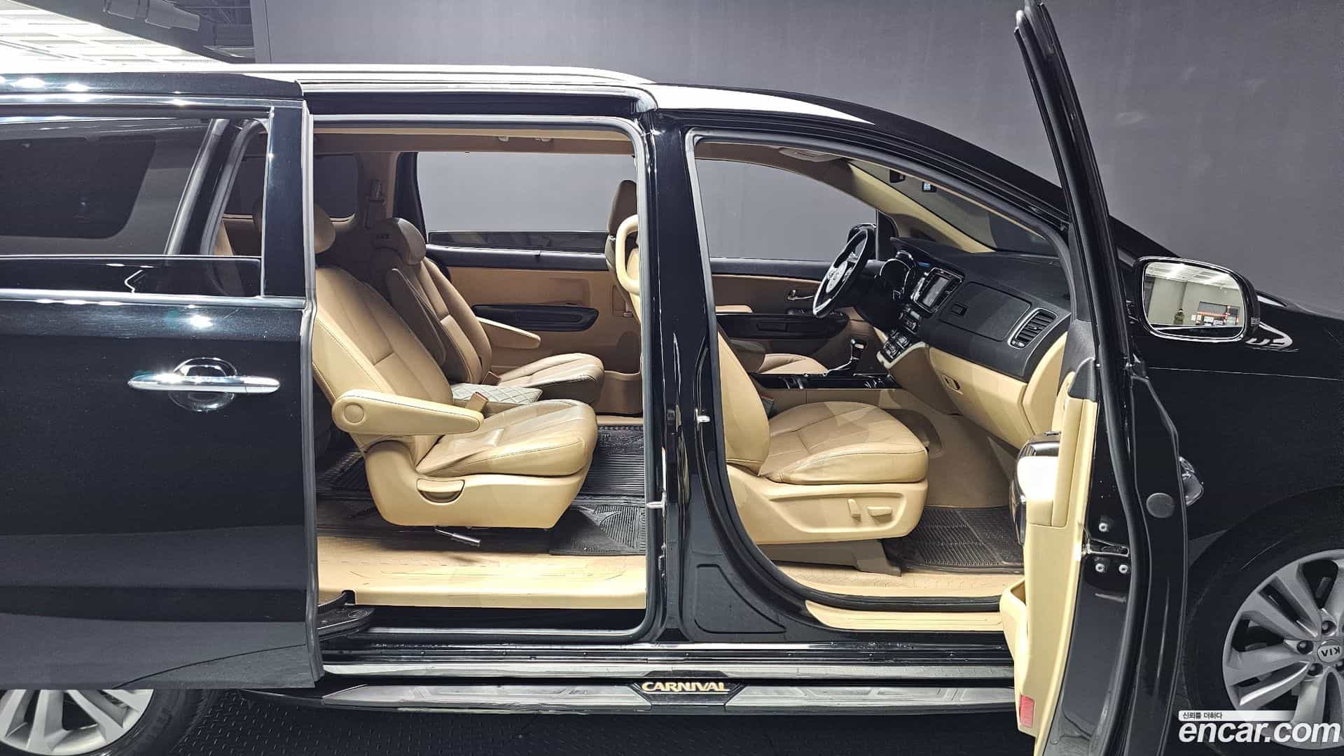 Canival Kia 2017.5-OPTION-015