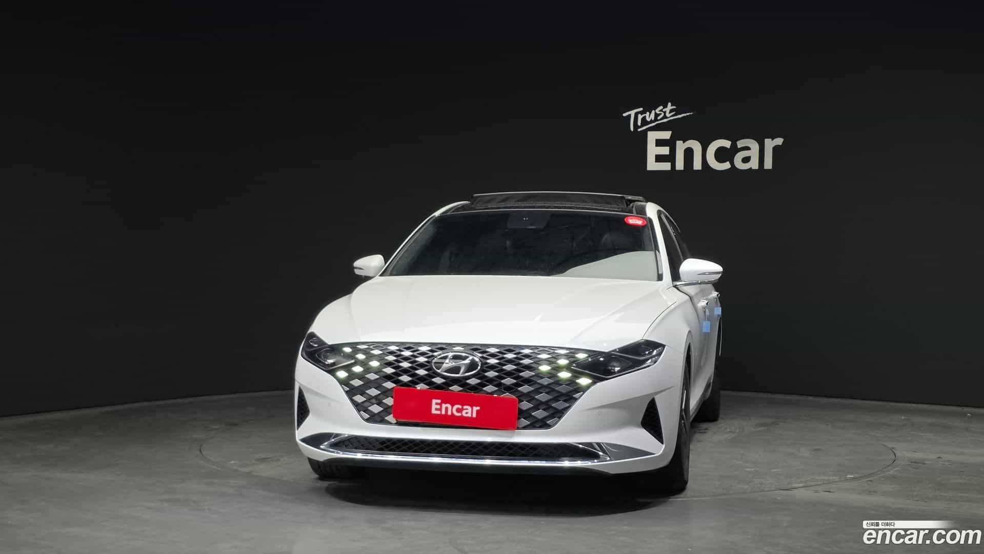 Grandeur Hyundai 2021.0-OUTER-003
