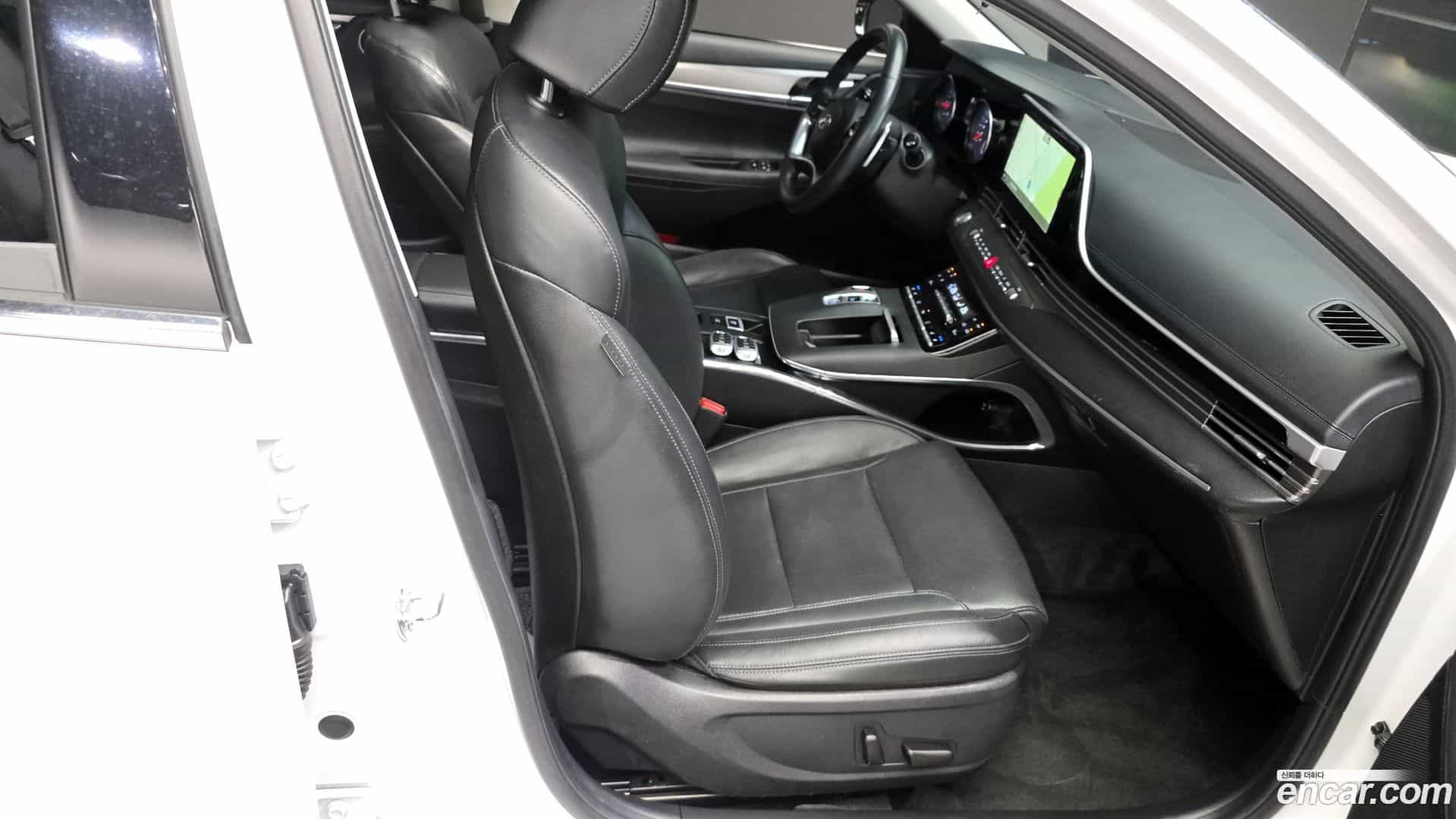 Grandeur Hyundai 2021.0-OPTION-016