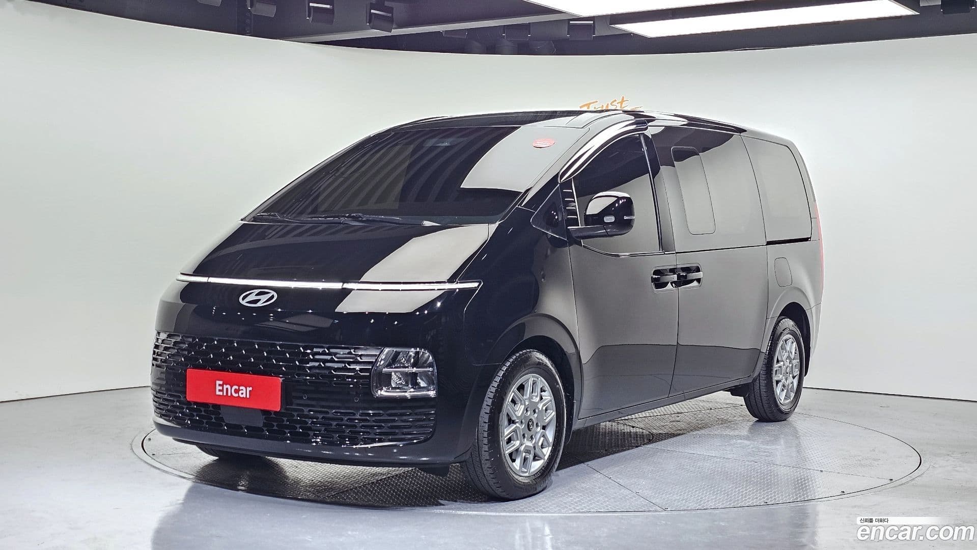 Main__Slider__Photo:Staria Hyundai 2024.7-0