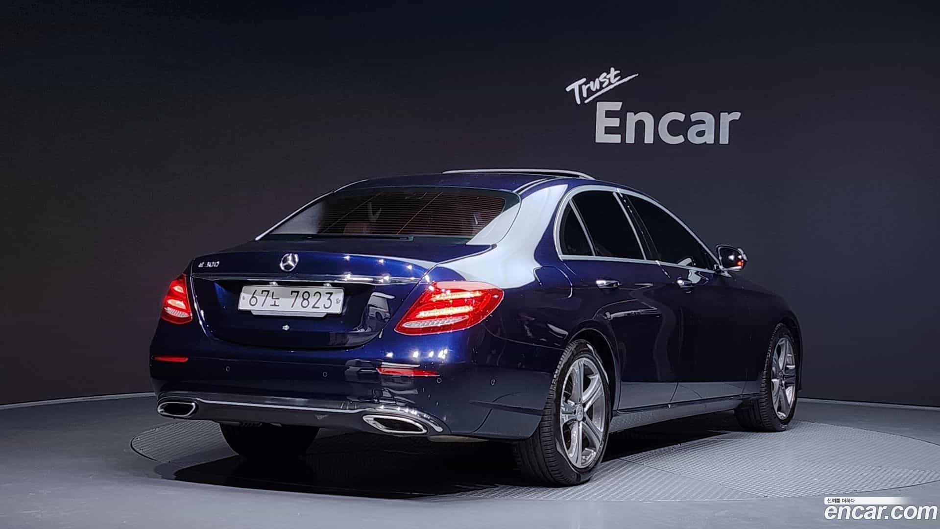 E-Class Mercedes-Benz 2019.1-OUTER-002