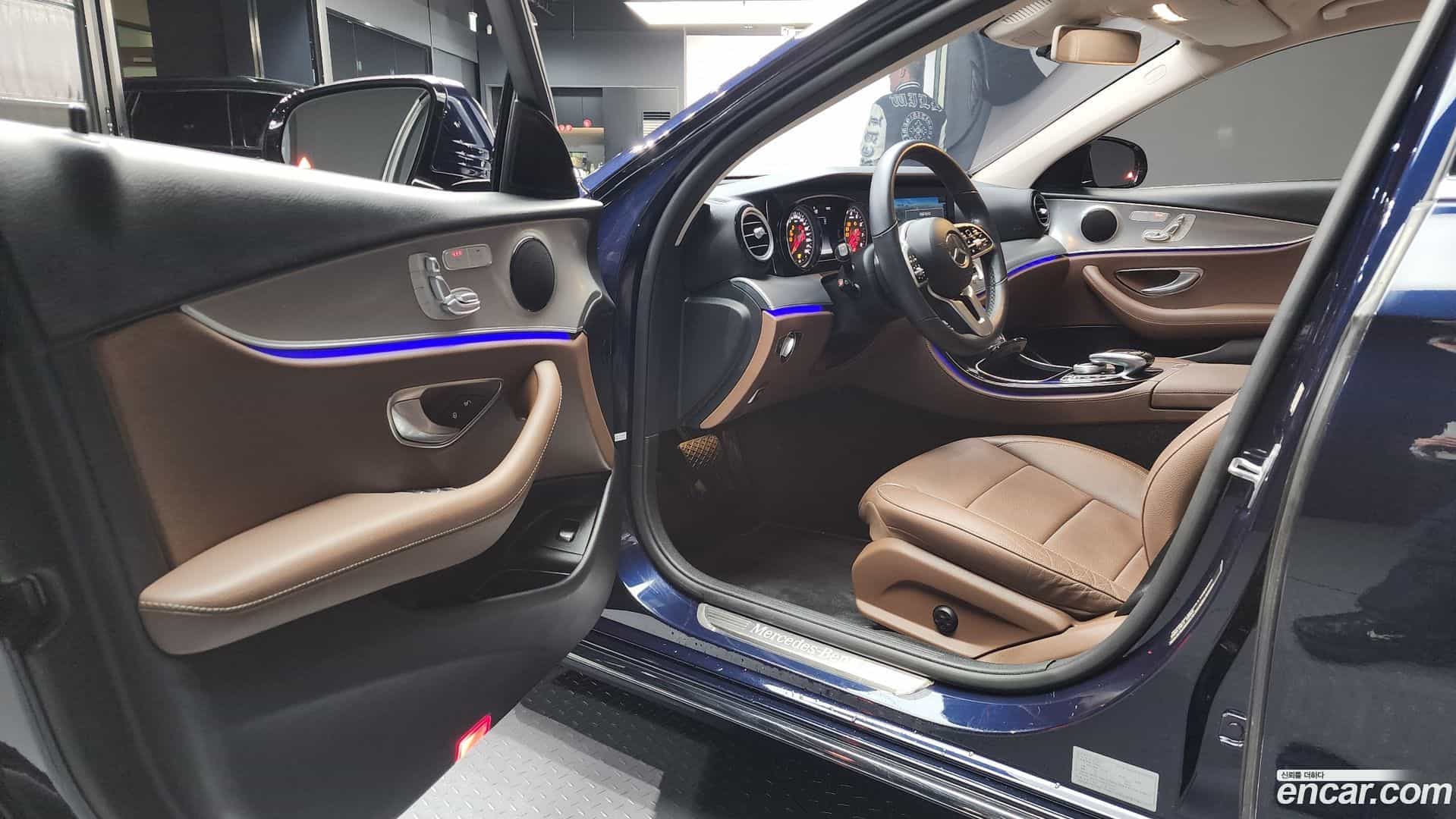 E-Class Mercedes-Benz 2019.1-INNER-010