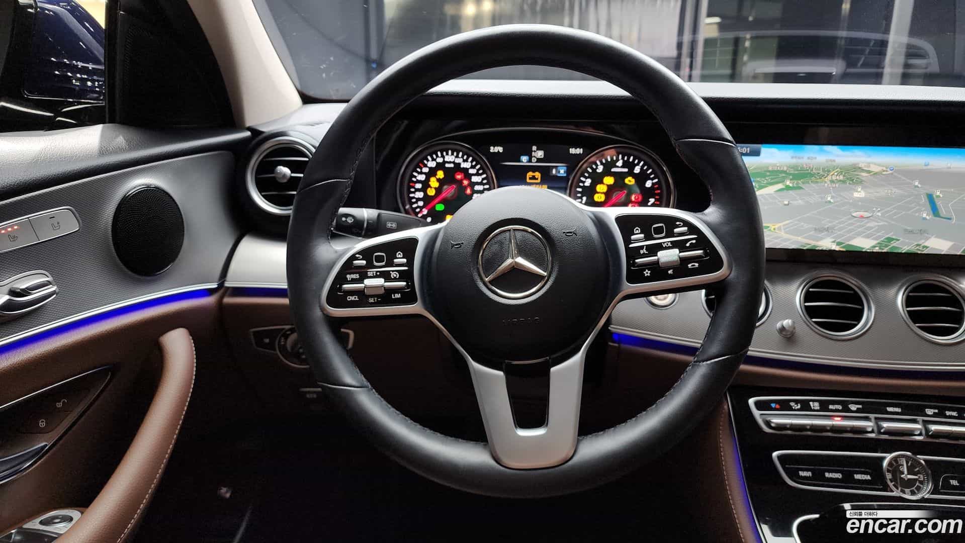 E-Class Mercedes-Benz 2019.1-OPTION-017