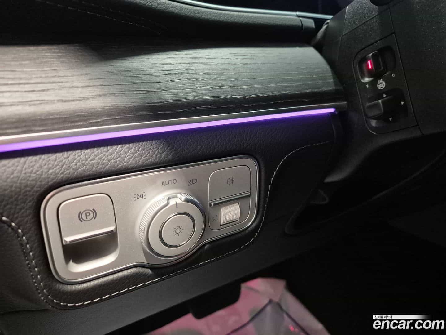 GLE-Class Mercedes-Benz 2025.3-OPTION-022