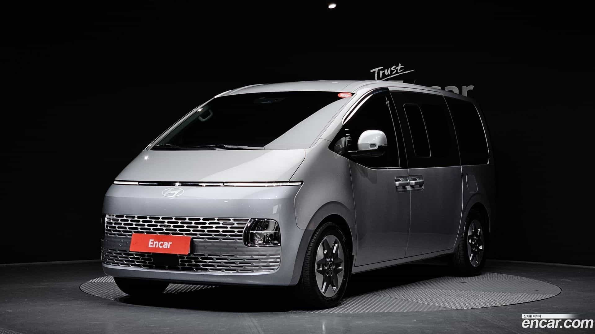 Staria Hyundai 2025.1-OUTER-001