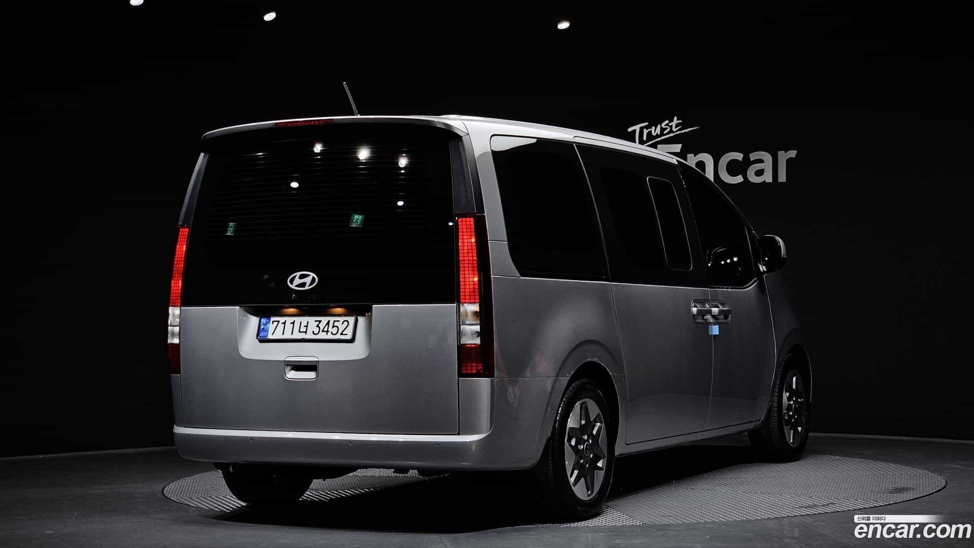 Staria Hyundai 2025.1-OUTER-002
