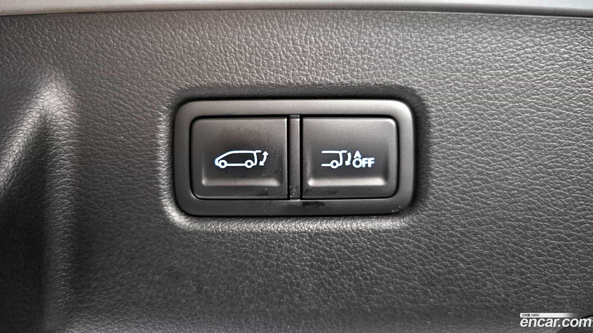 Staria Hyundai 2025.1-OPTION-024