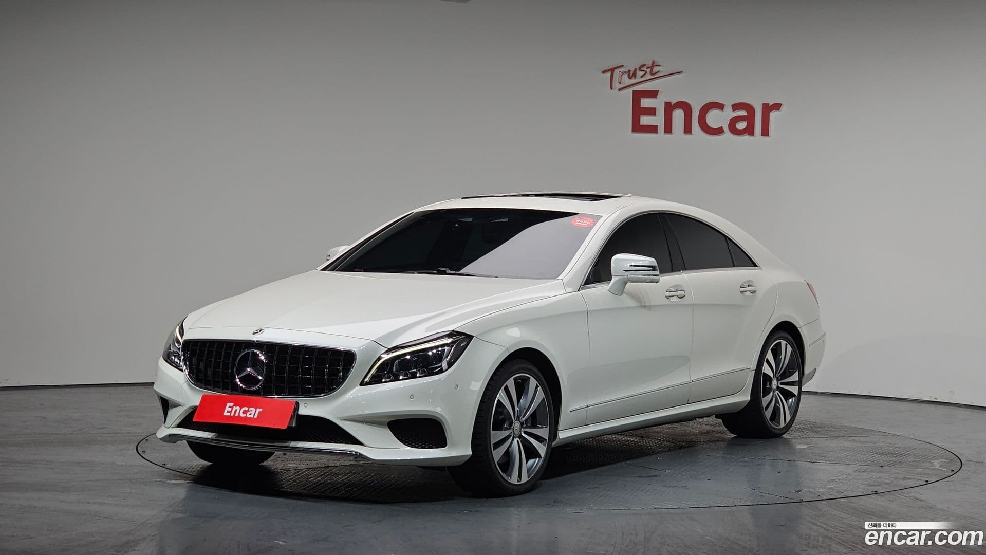 Main__Slider__Photo:CLS-Class Mercedes-Benz 2016.4-0
