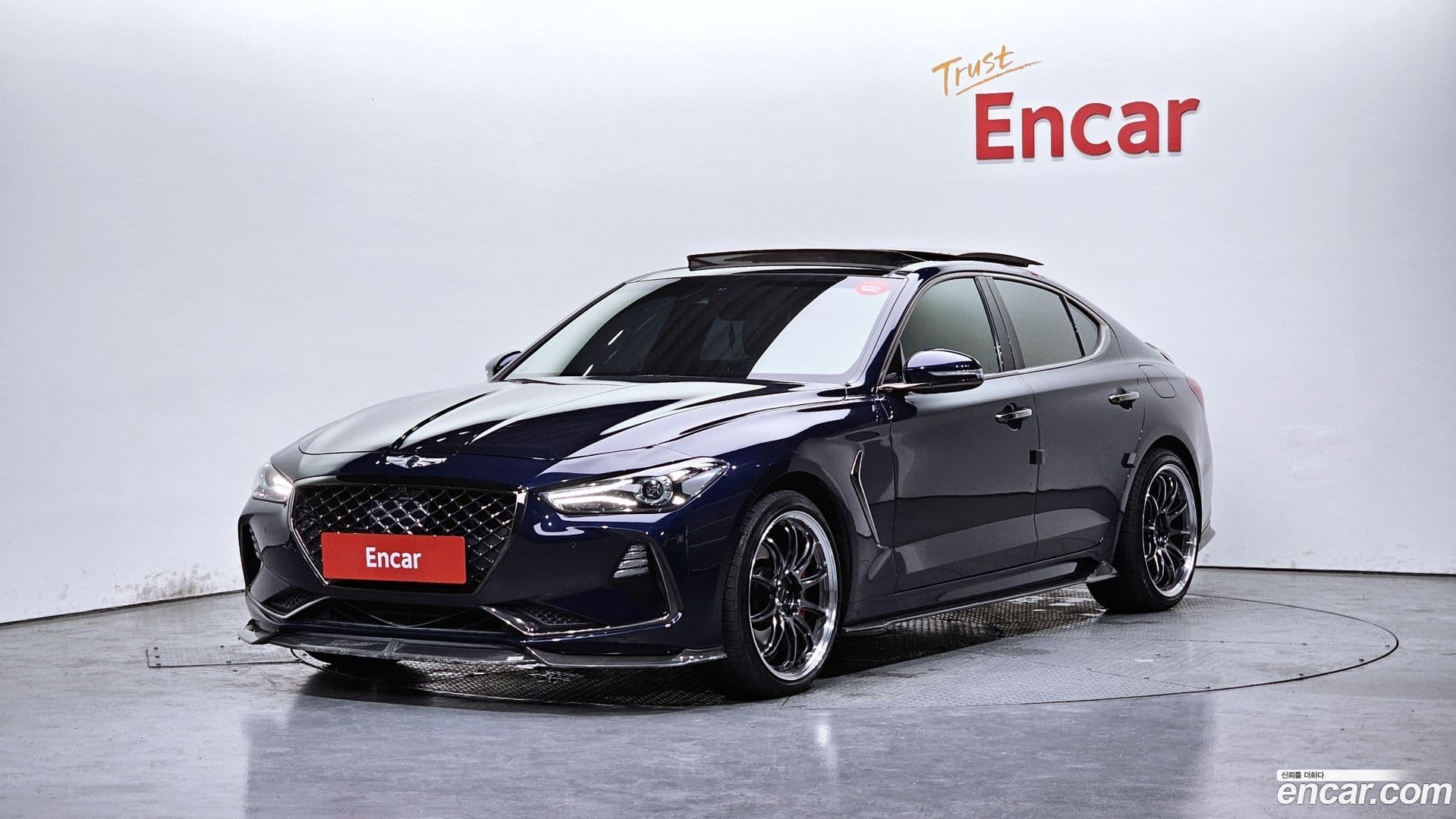 Main__Slider__Photo:G70 Genesis 2019.6-0