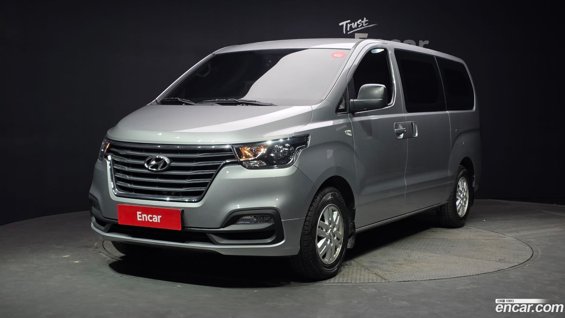 Main__Slider__Photo:Starex Hyundai 2019.2-0