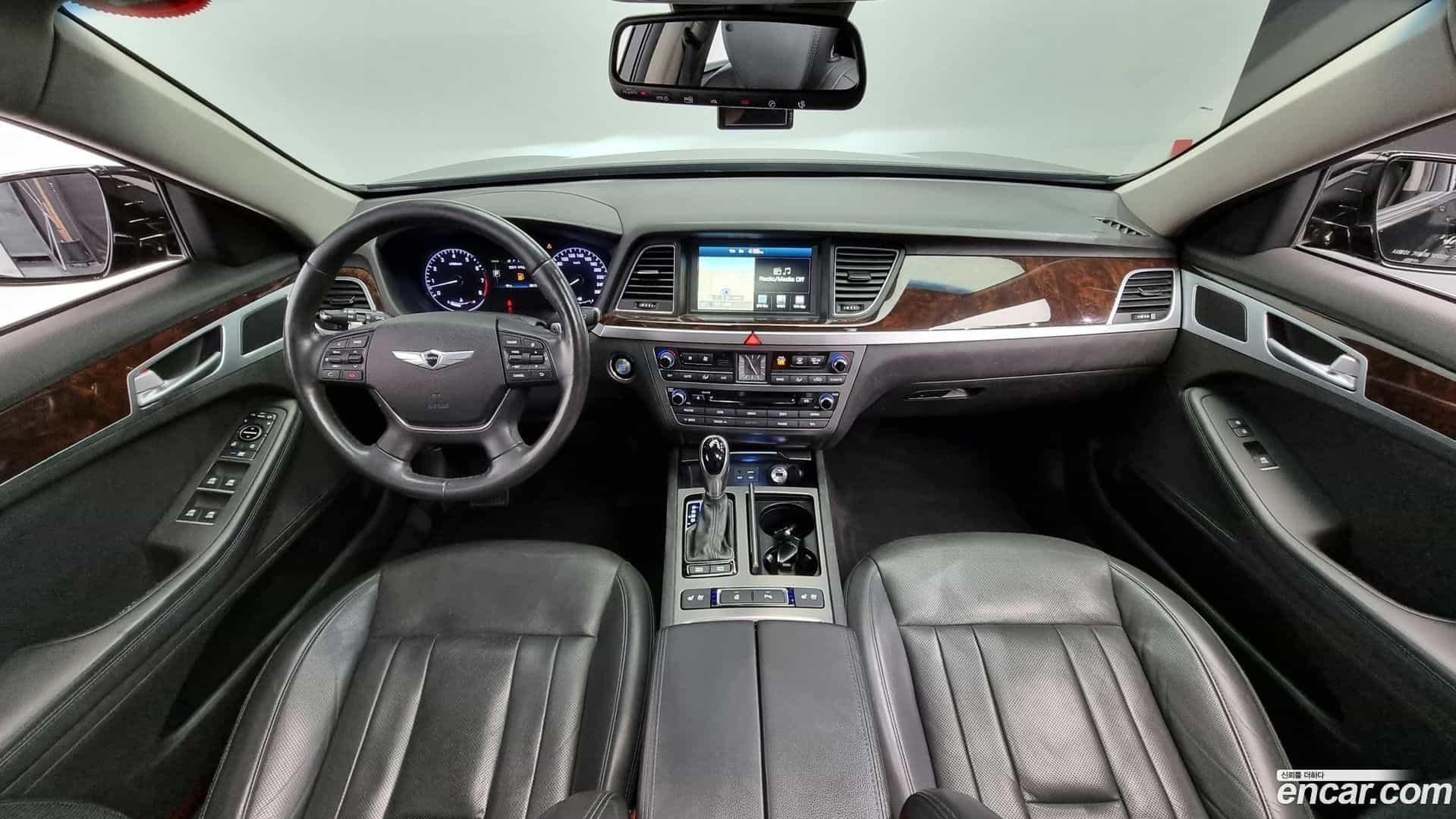 Genesis Hyundai 2015.6-INNER-007
