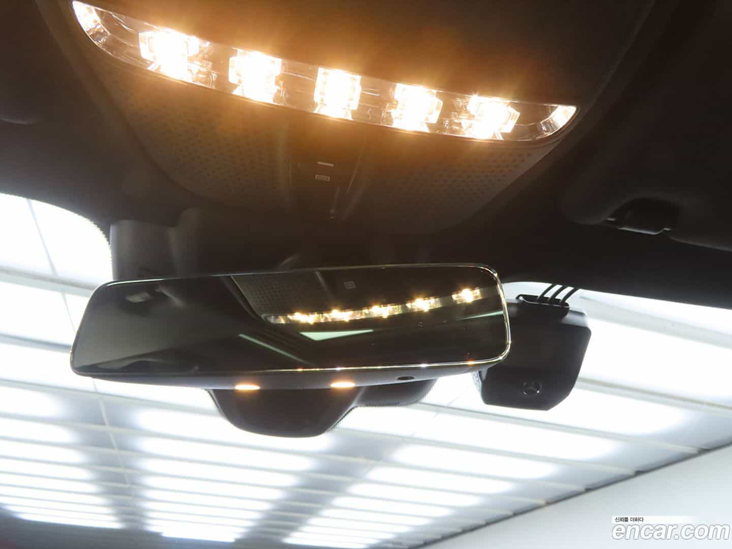 E-Class Mercedes-Benz 2021.11-OPTION-016