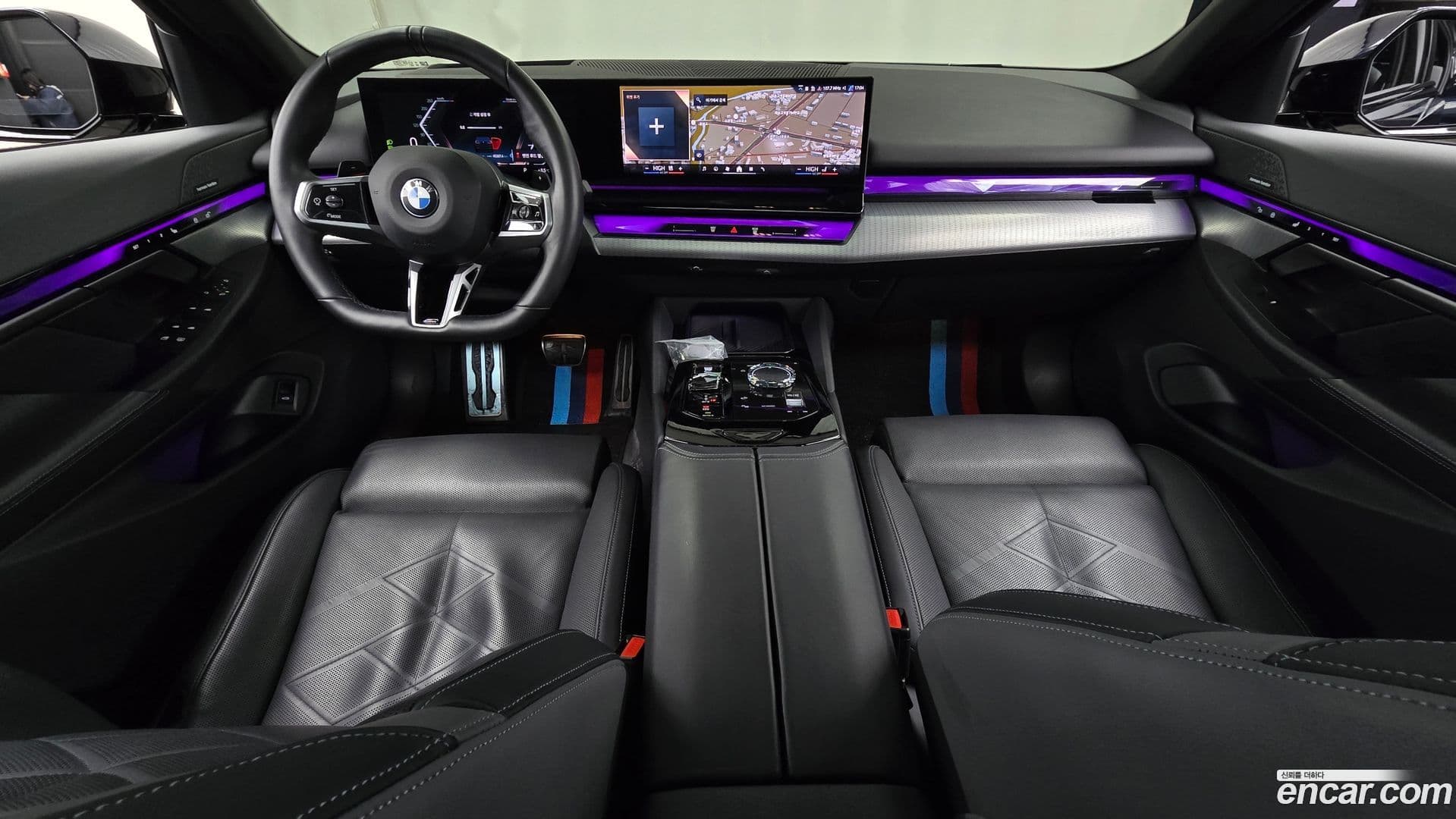 Main__Slider__Photo:5-Series BMW 2023.10-6