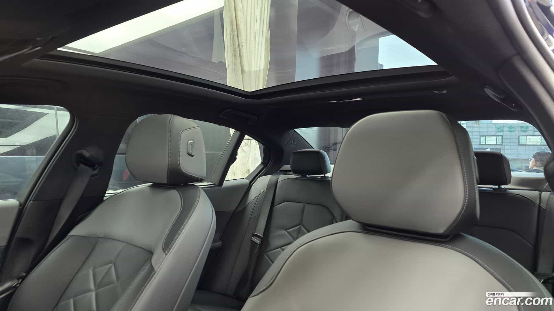 5-Series BMW 2023.10-OPTION-022