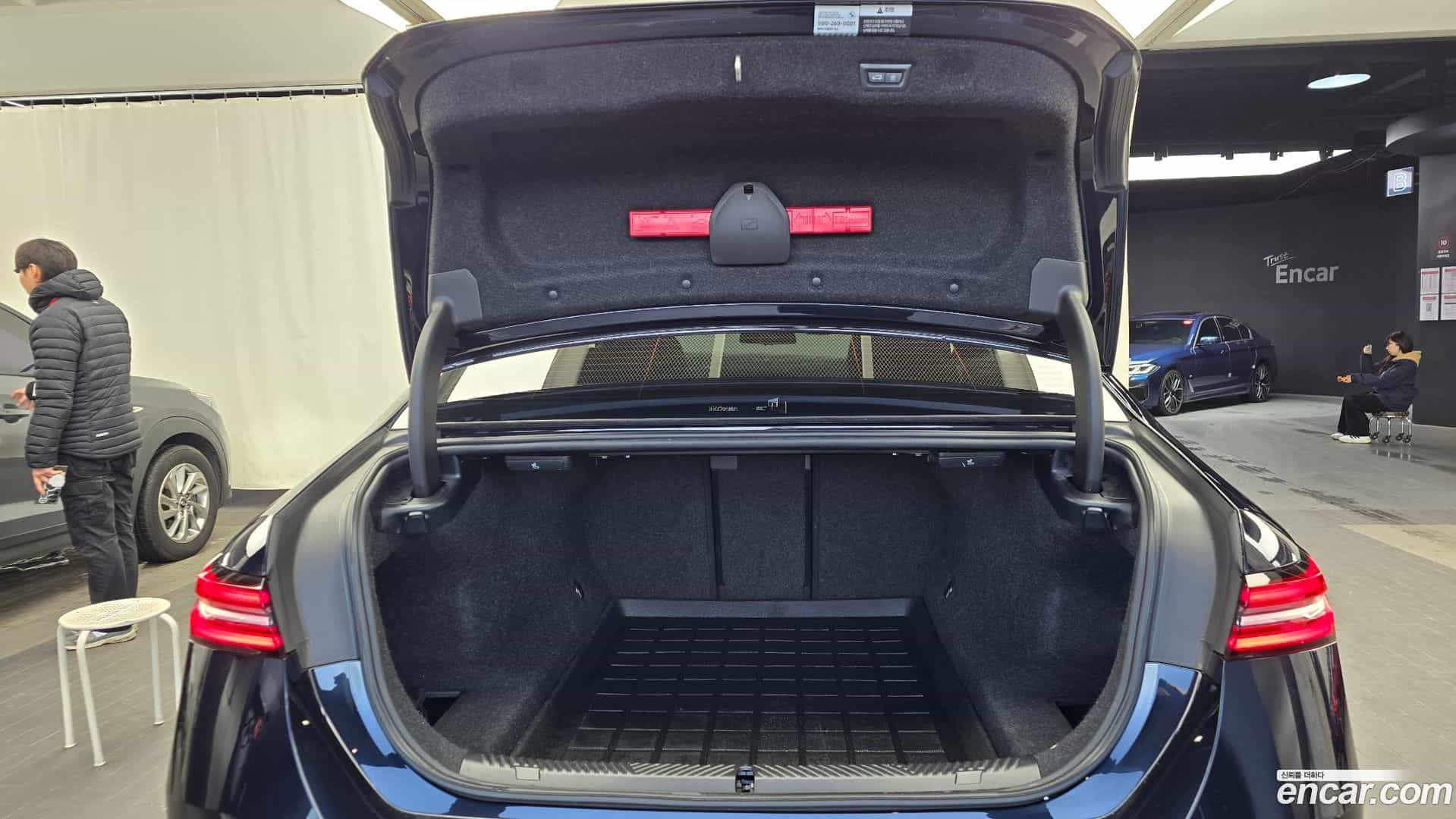 5-Series BMW 2023.10-OPTION-024