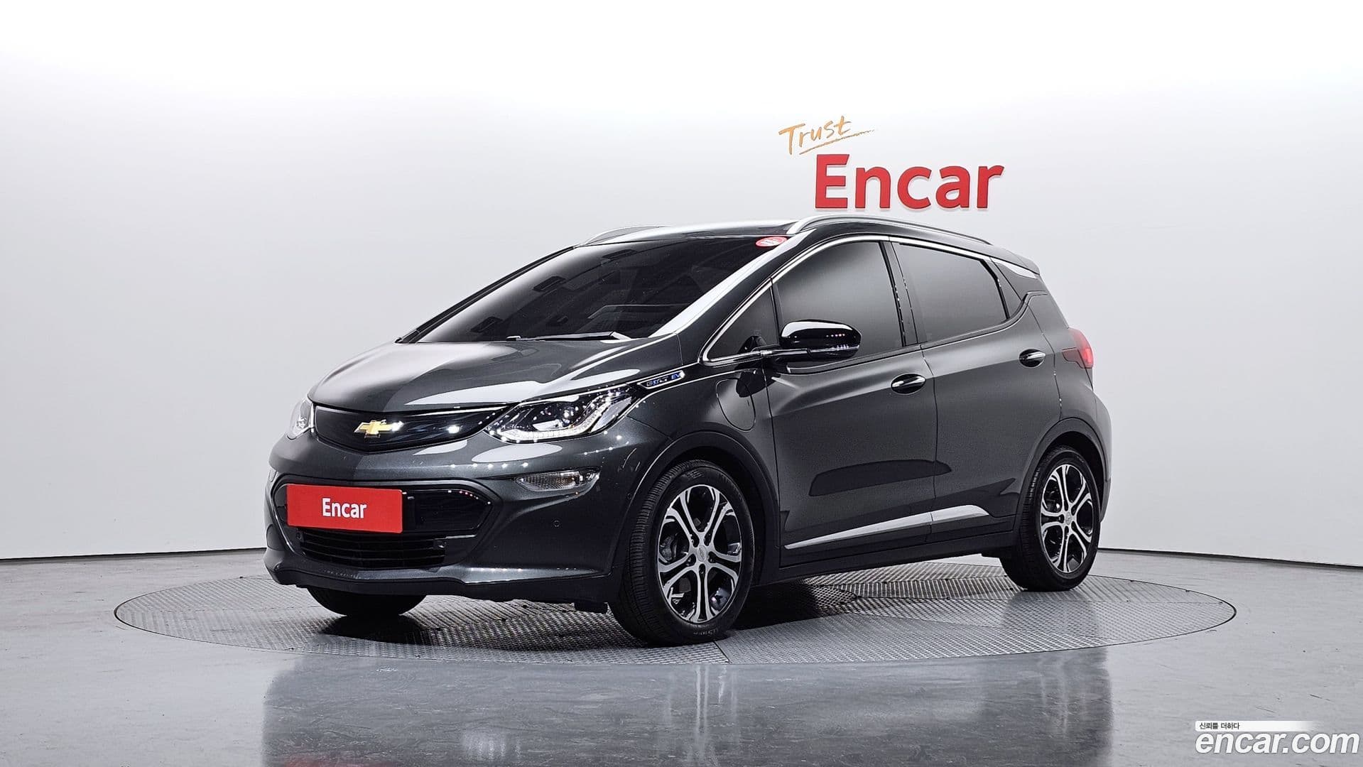 Main__Slider__Photo:Bolt EV Chevrolet 2019.10-0