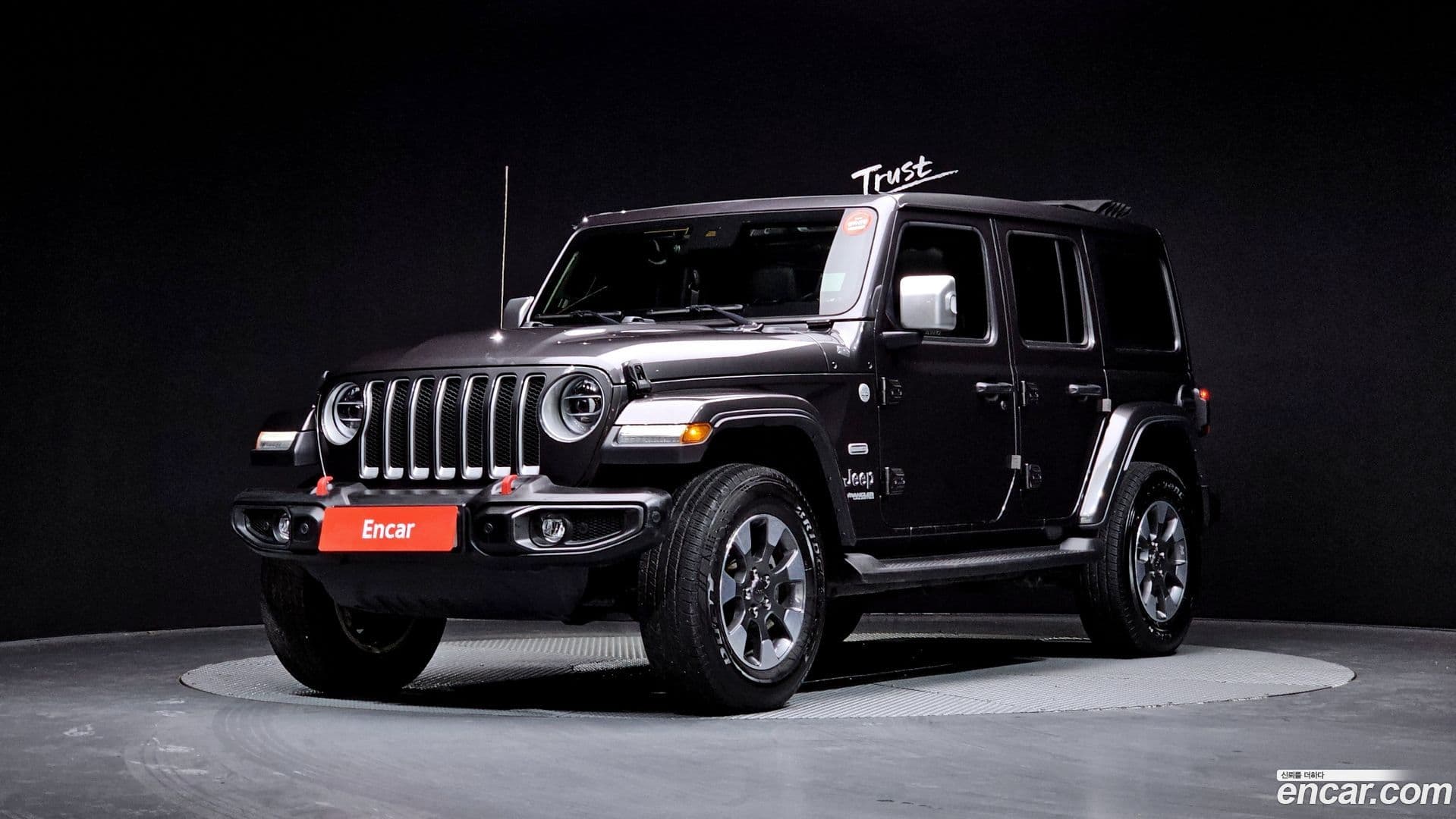 Main__Slider__Photo:Wrangler Jeep 2022.5-0