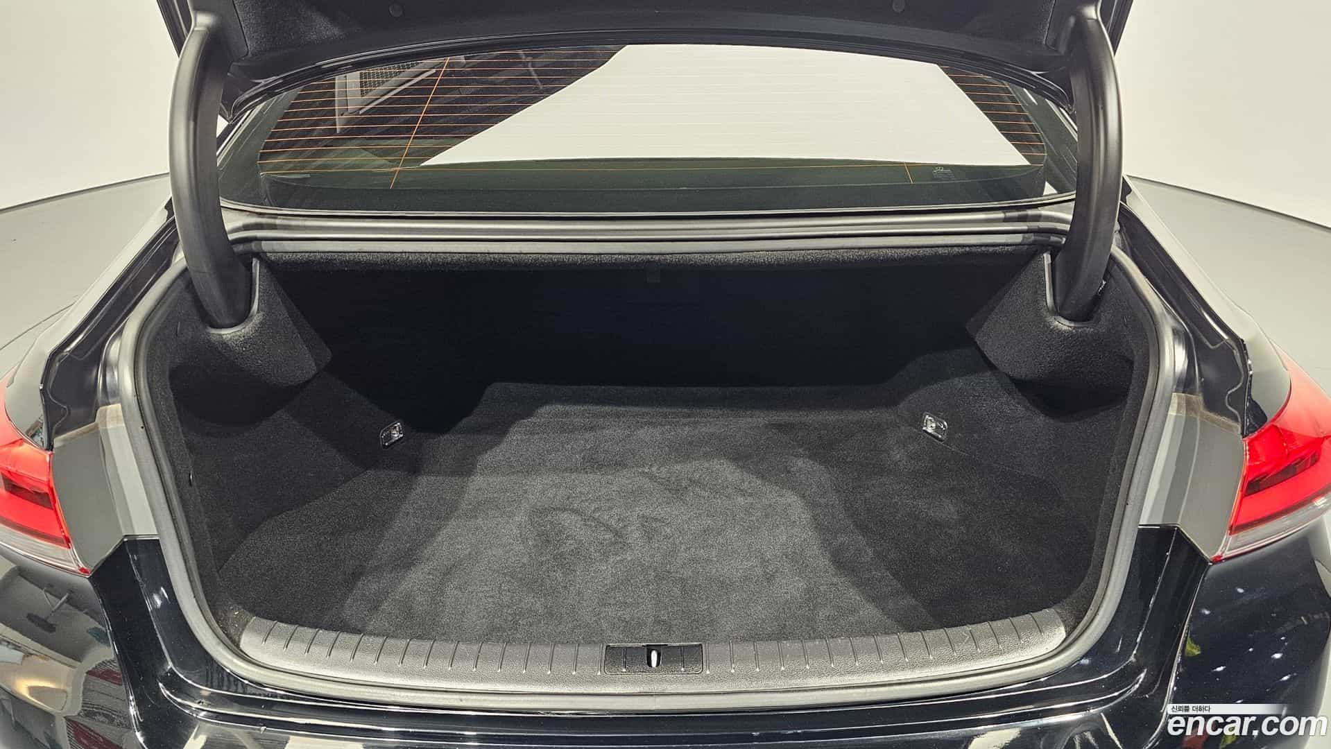 Genesis Hyundai 2015.2-OPTION-024